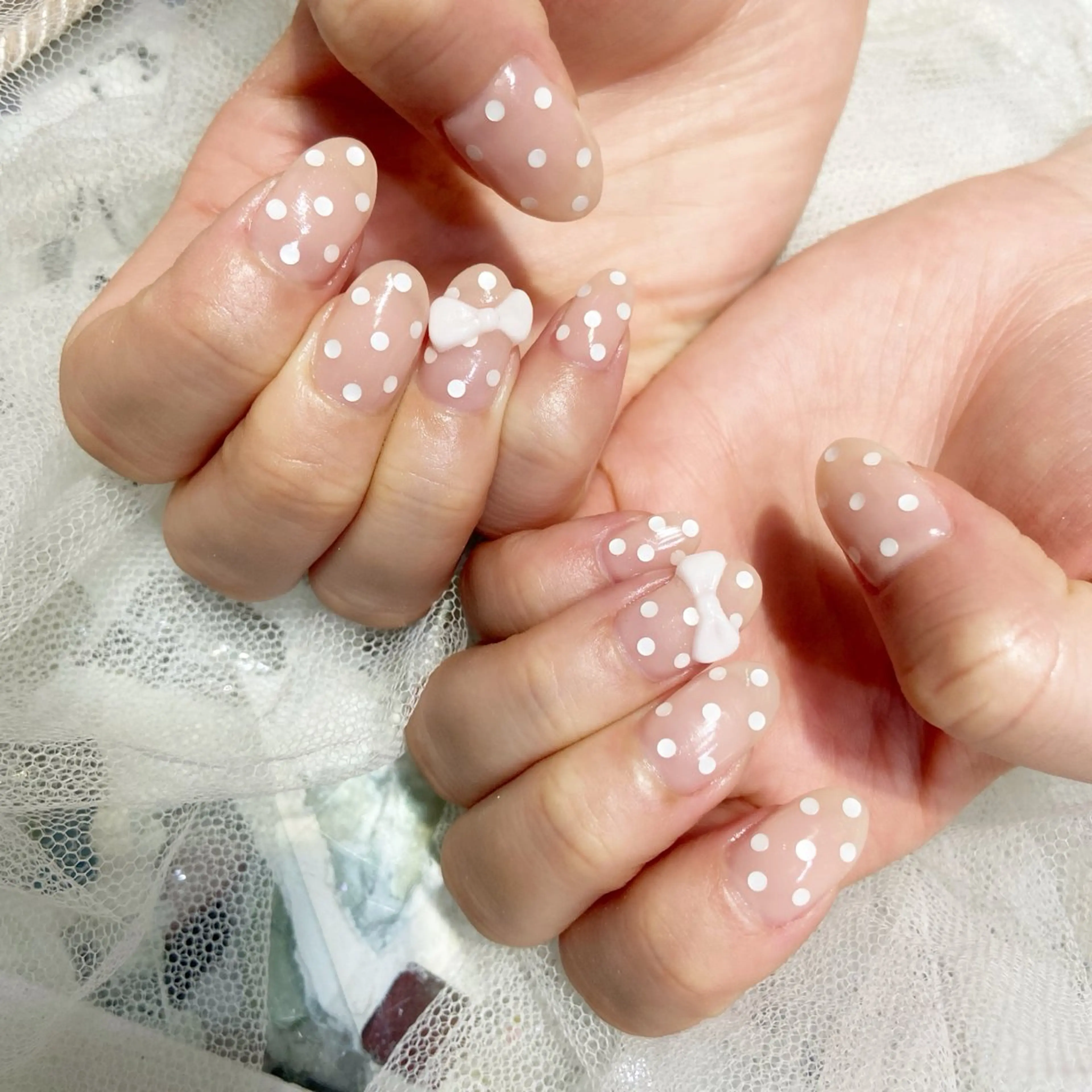 ネイル ドット リボン nailbios .tomo.のネイルデザイン