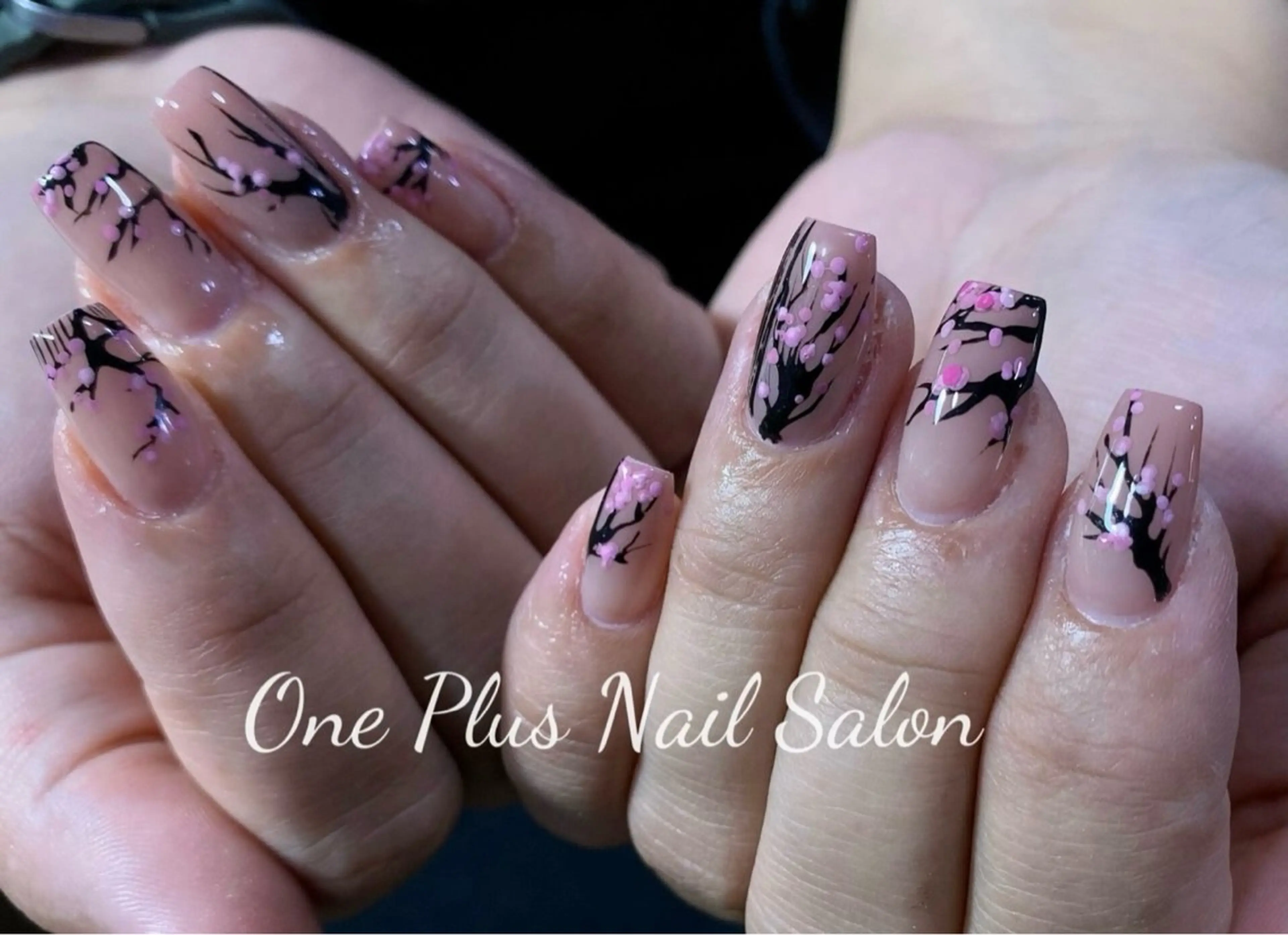 ネイル アートネイル ジェルネイル グラデーション 韓国ネイル 赤色 ゆい yuiのネイルデザイン