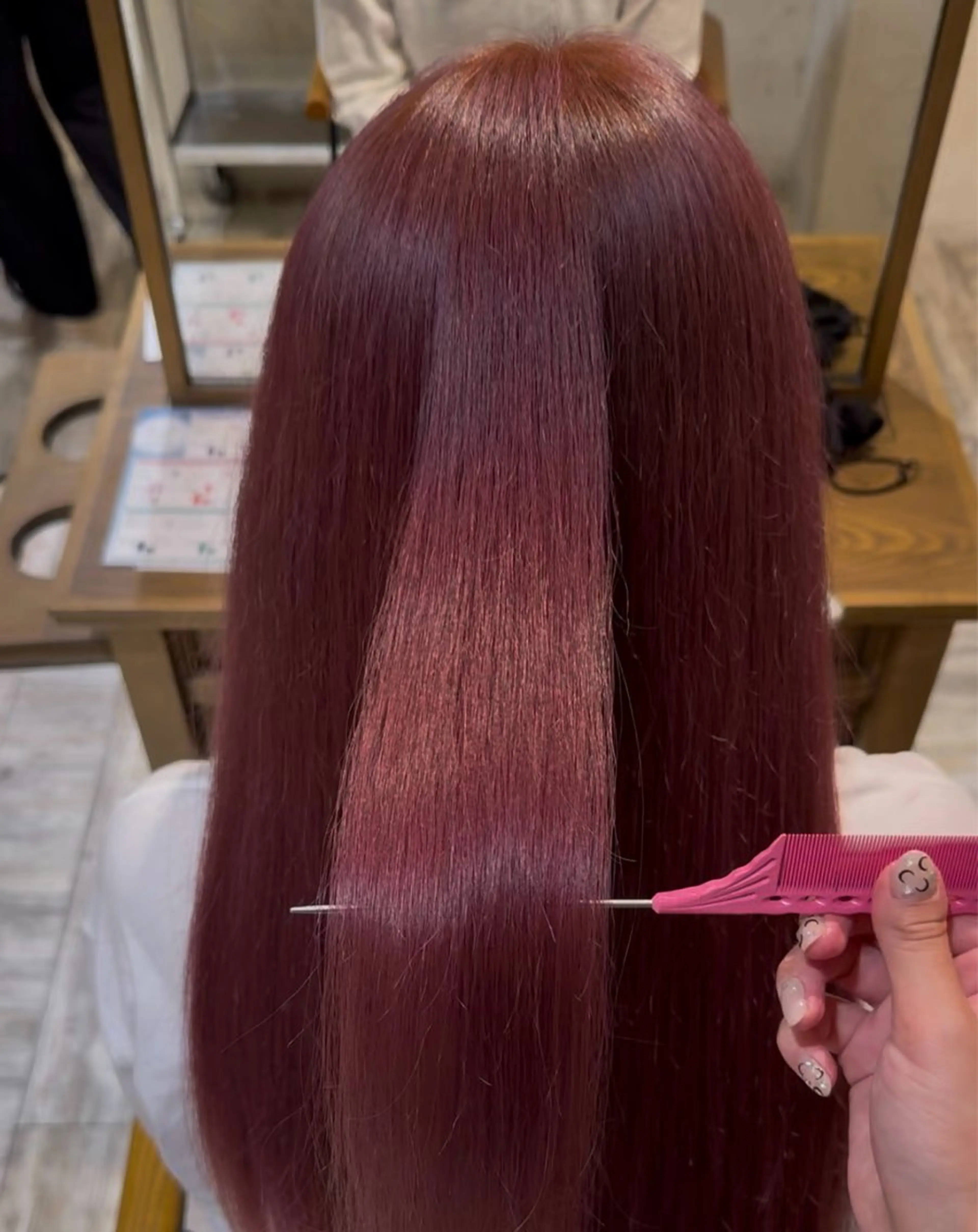 🌸4月限定クーポン🌸【大人艶髪】高発色アディクシーカラー✨➕似合わせデザインカット✂️¥15850→¥9000の写真