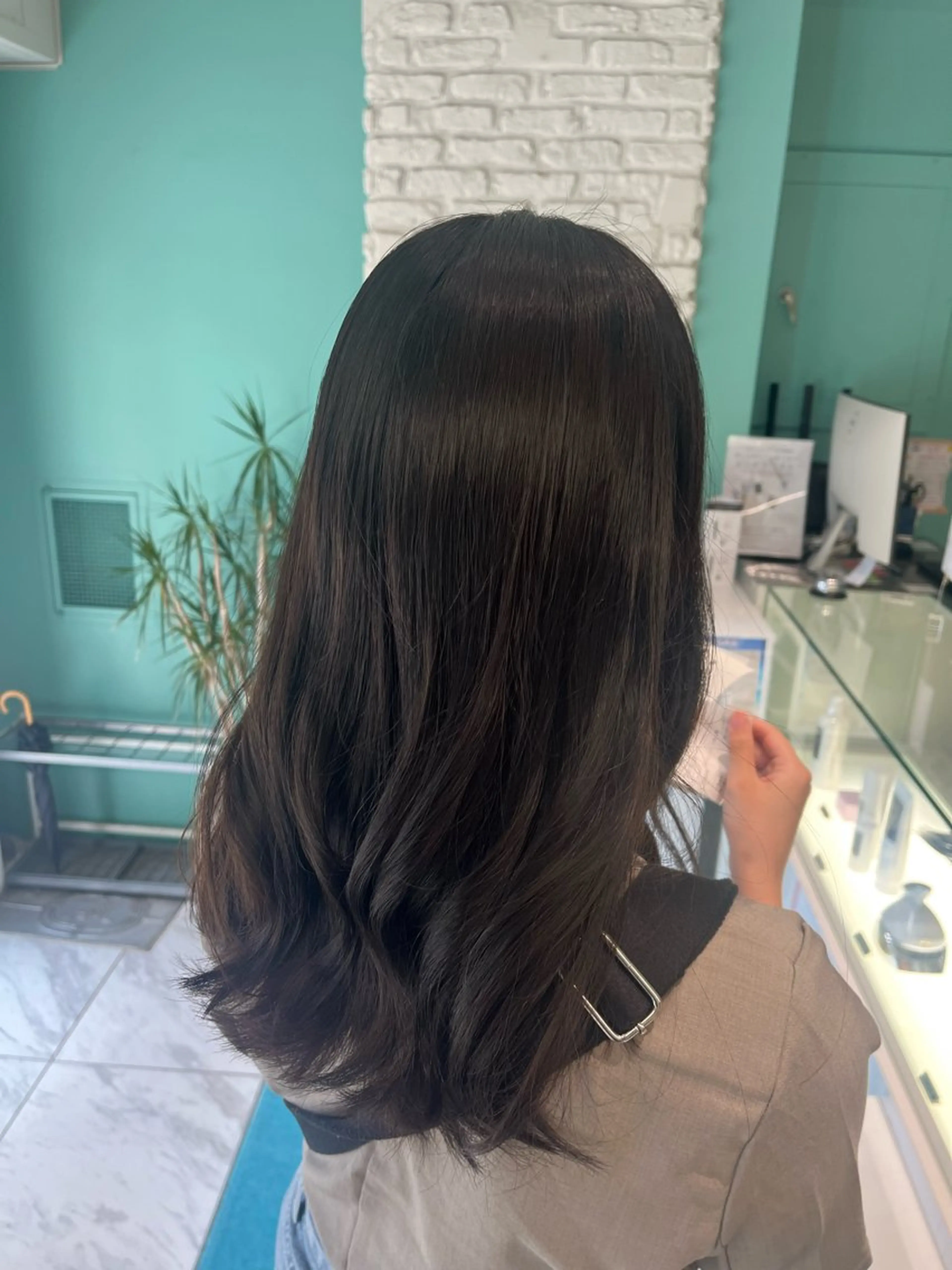 ロング ヘアカラー Lee堀江 Yuuhaのヘアスタイル