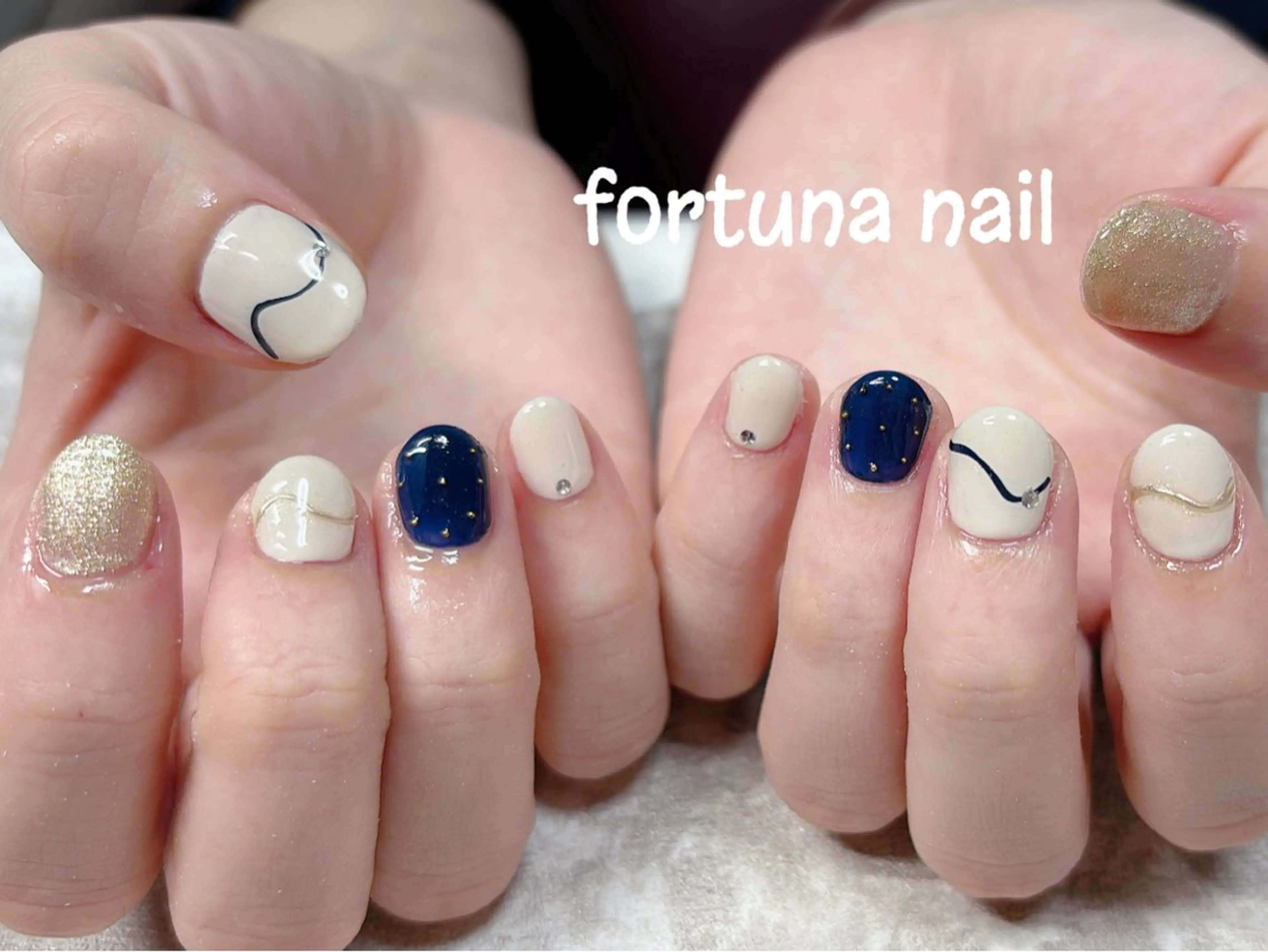 ネイル ハンドネイル ハンドケア Nail •Head スパFortunaのネイルデザイン