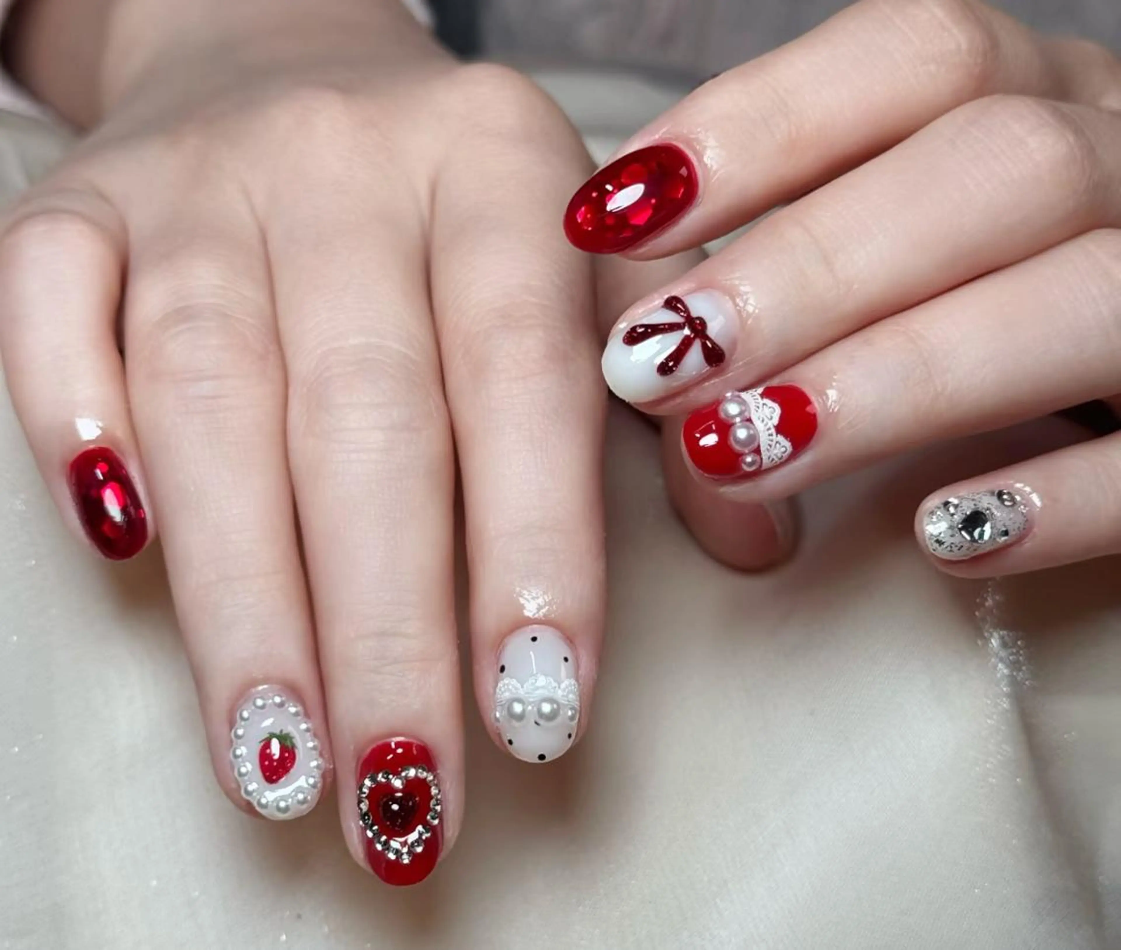 ネイル ハンドネイル 🎀 KiKi_nailのネイルデザイン