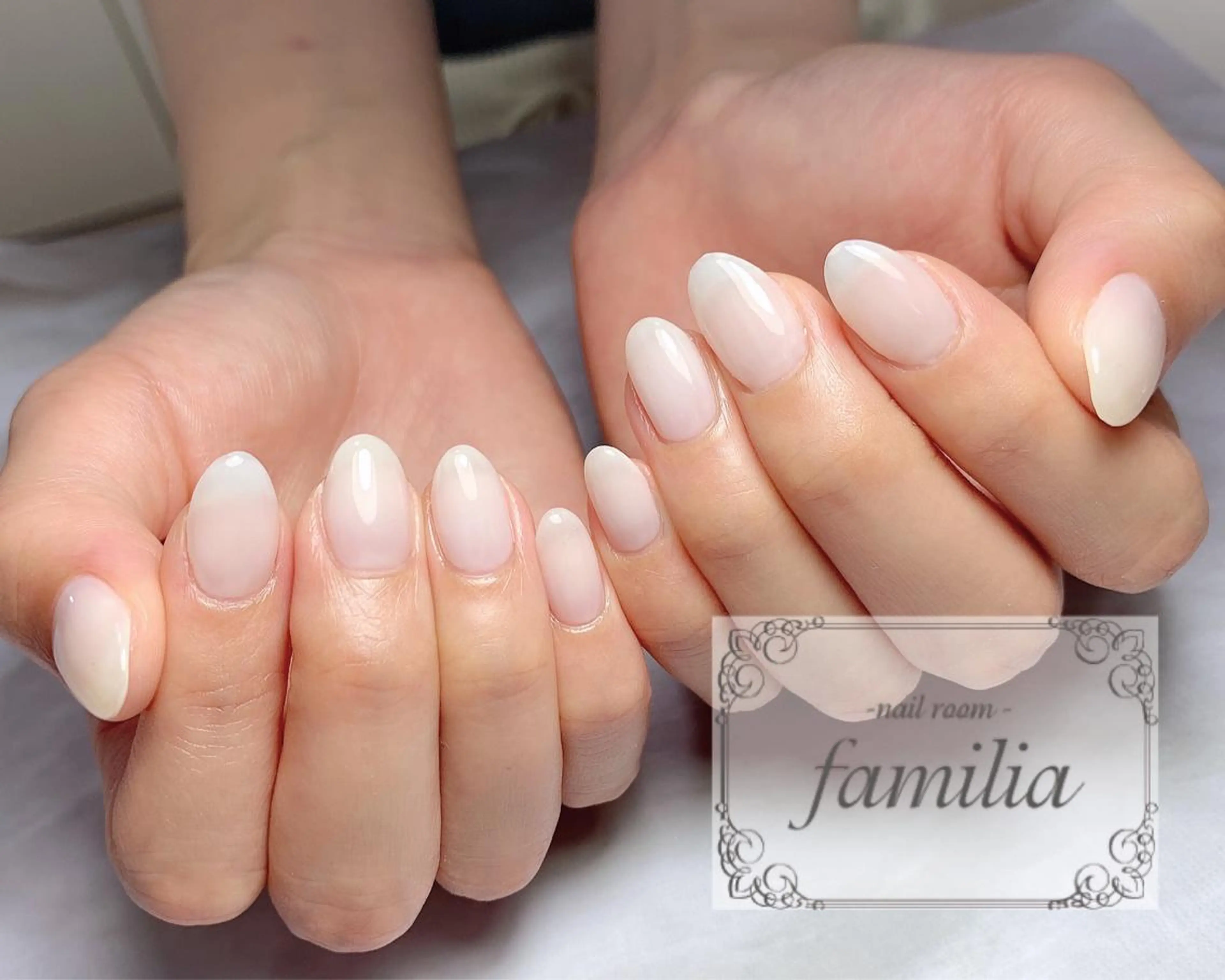 ネイル ハンドネイル -nailroom- familiaのネイルデザイン