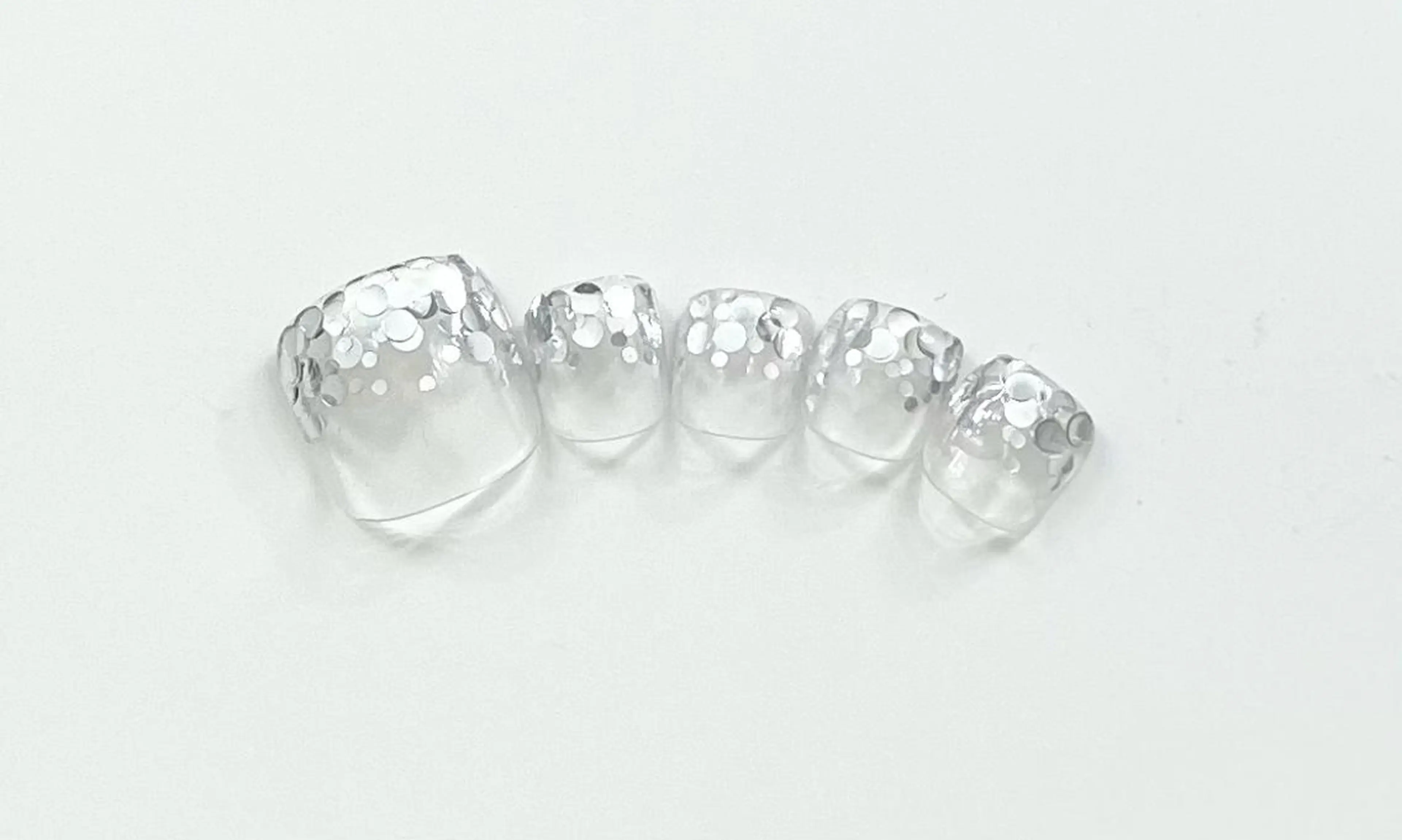 ネイル グラデーション ホログラムネイル シルバー マナビス& ボワールのネイルデザイン