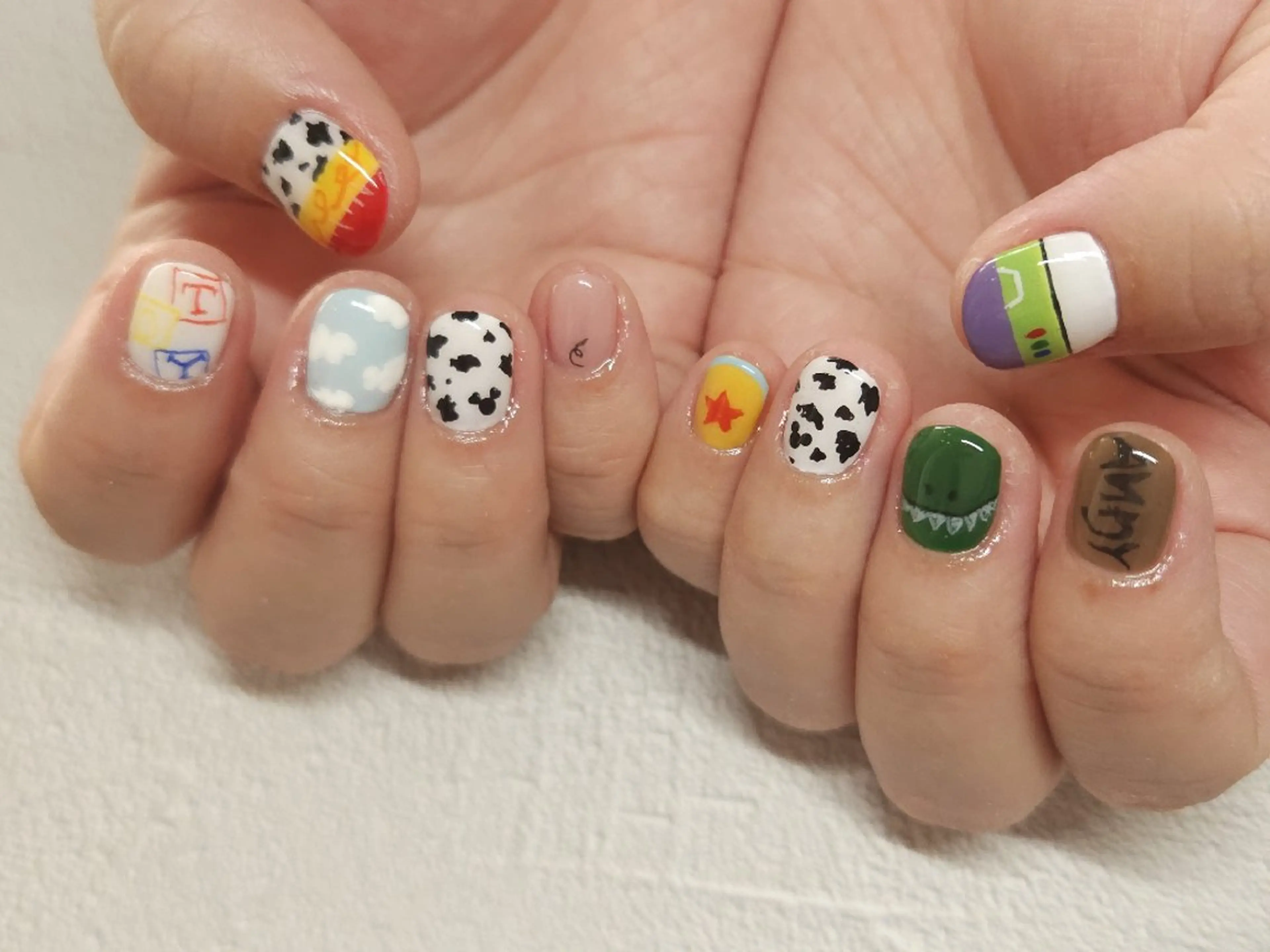 ネイル ハンドネイル mukuby_ manamiのネイルデザイン