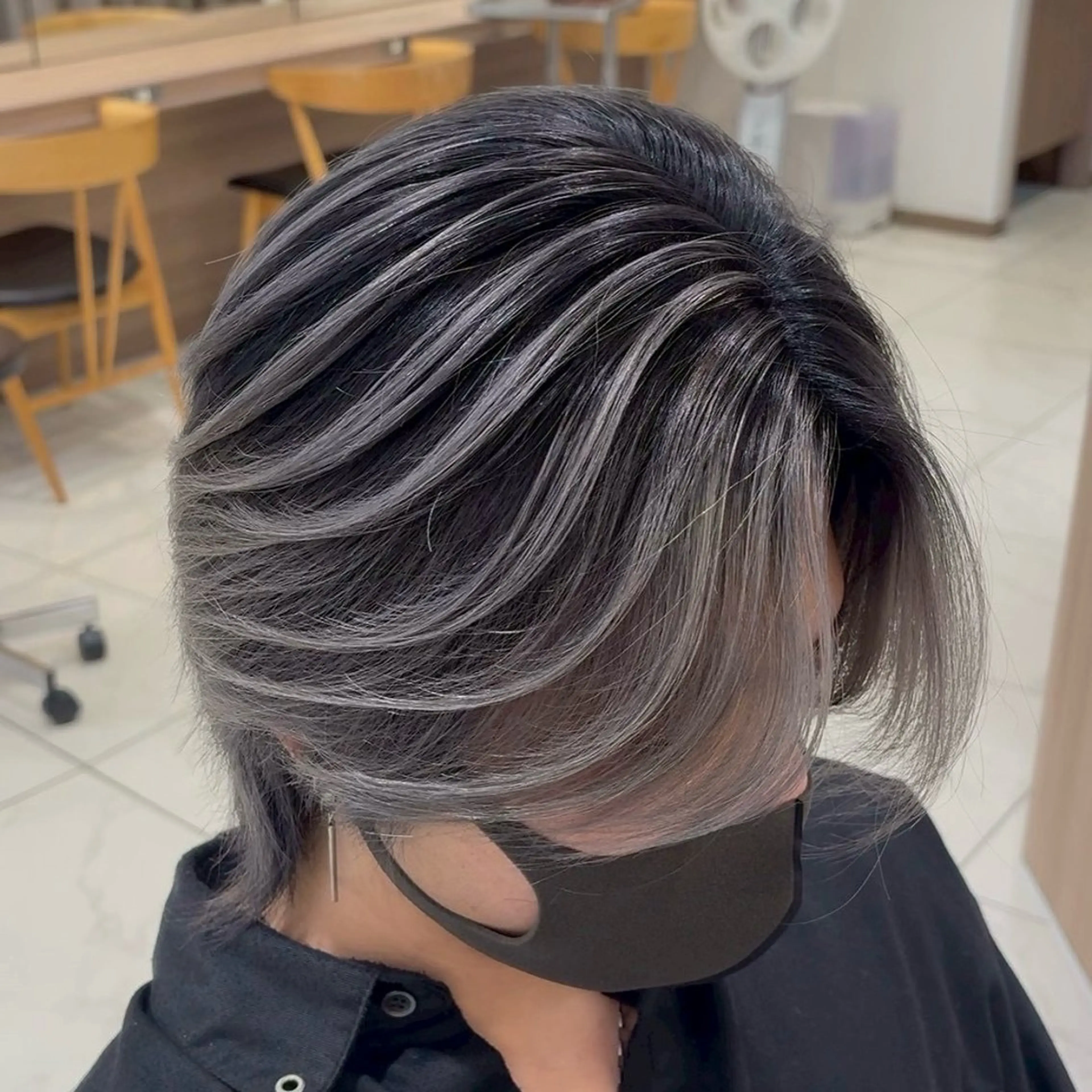 ミディアム カラー メンズ ヘアカラー メンズハイライト × perm Runoのヘアスタイル