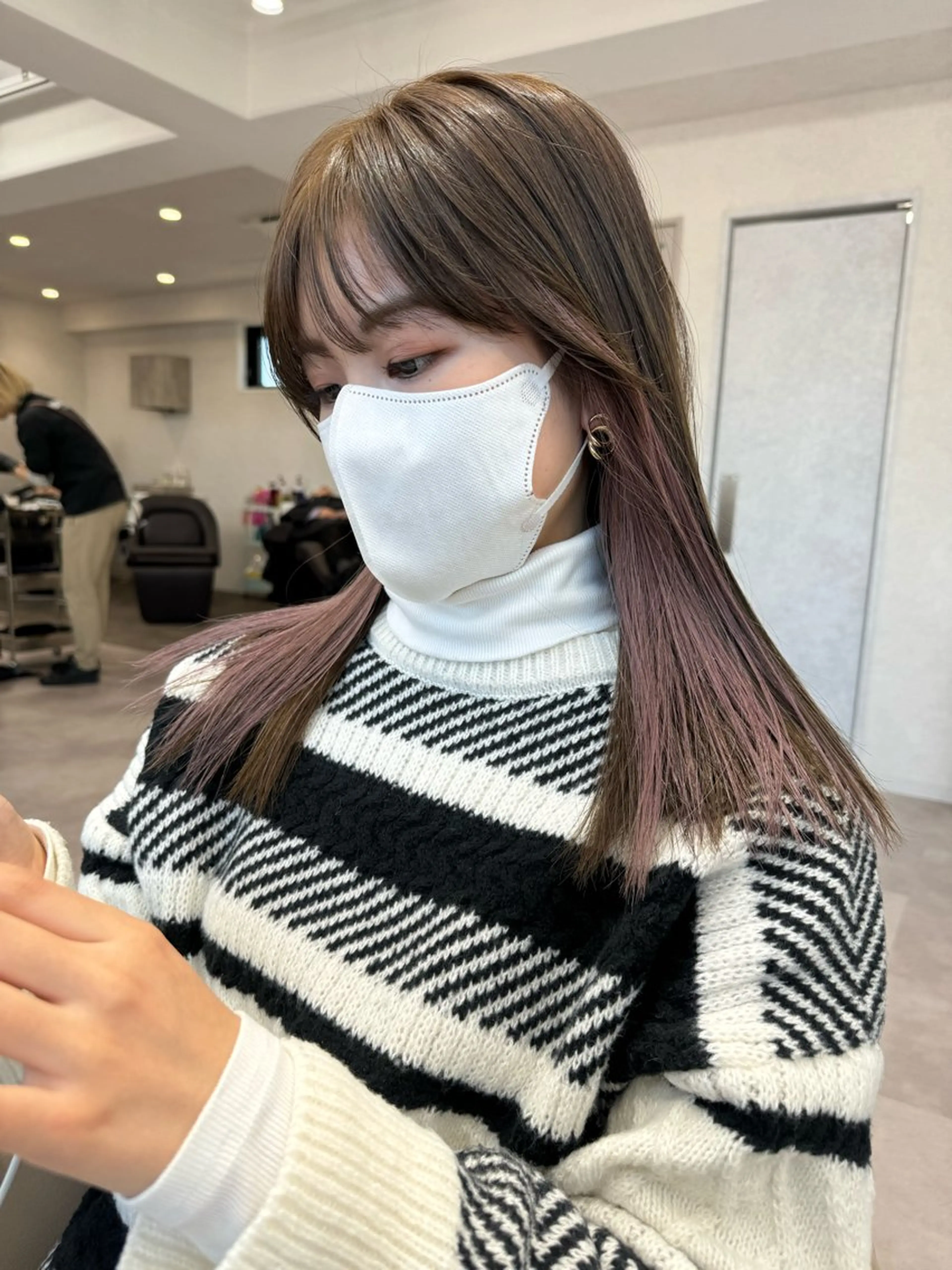 セミロング ヘアカラー トリートメント ハイトーンイヤ リングカラー清水隆央のヘアスタイル