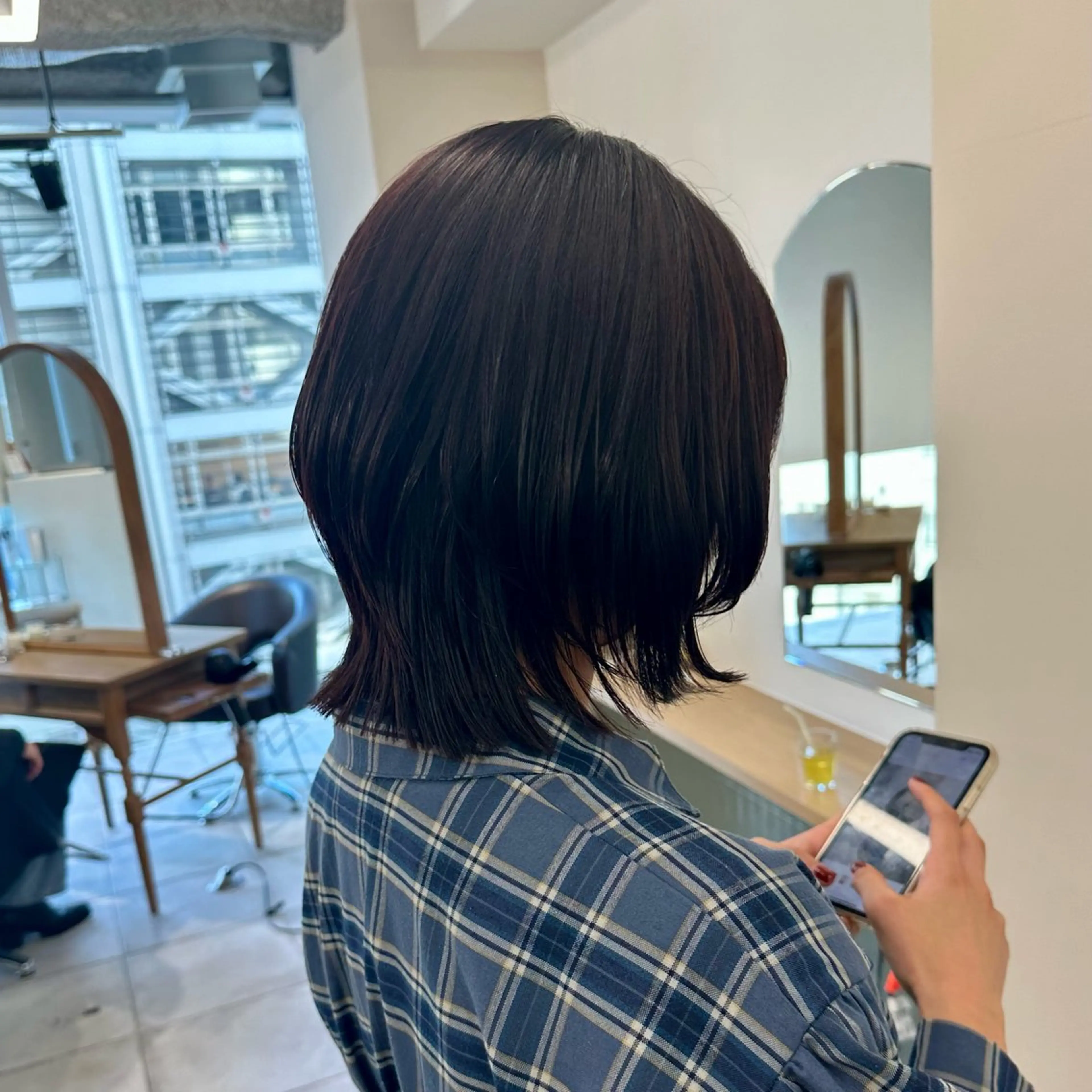 ミディアム カラー カット ヘアカラー トリートメント ブリーチなし/レイヤ ー特化🌈Tommyのヘアスタイル