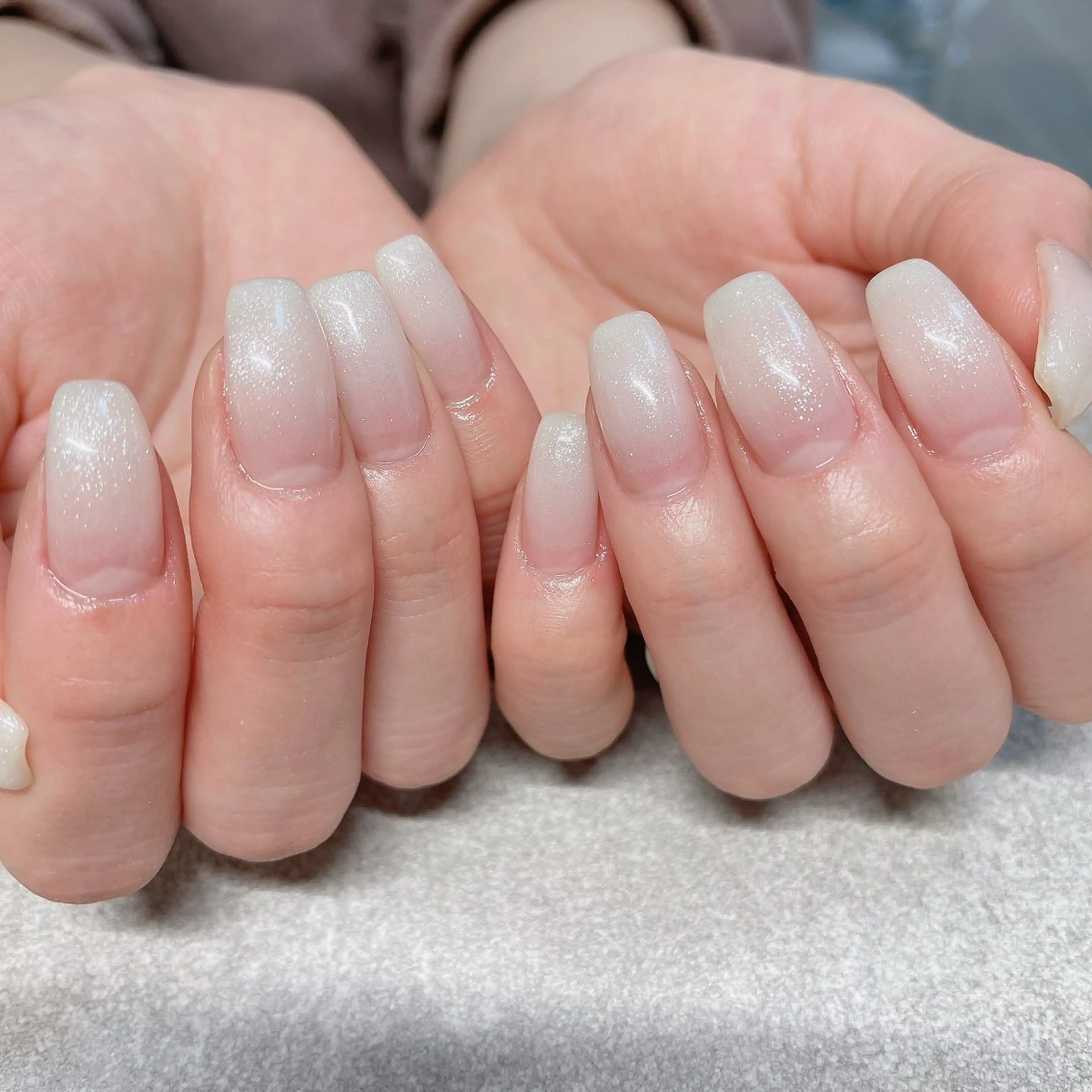 ネイル グラデーション 吉祥寺🌟 ネイルフロンティアのネイルデザイン