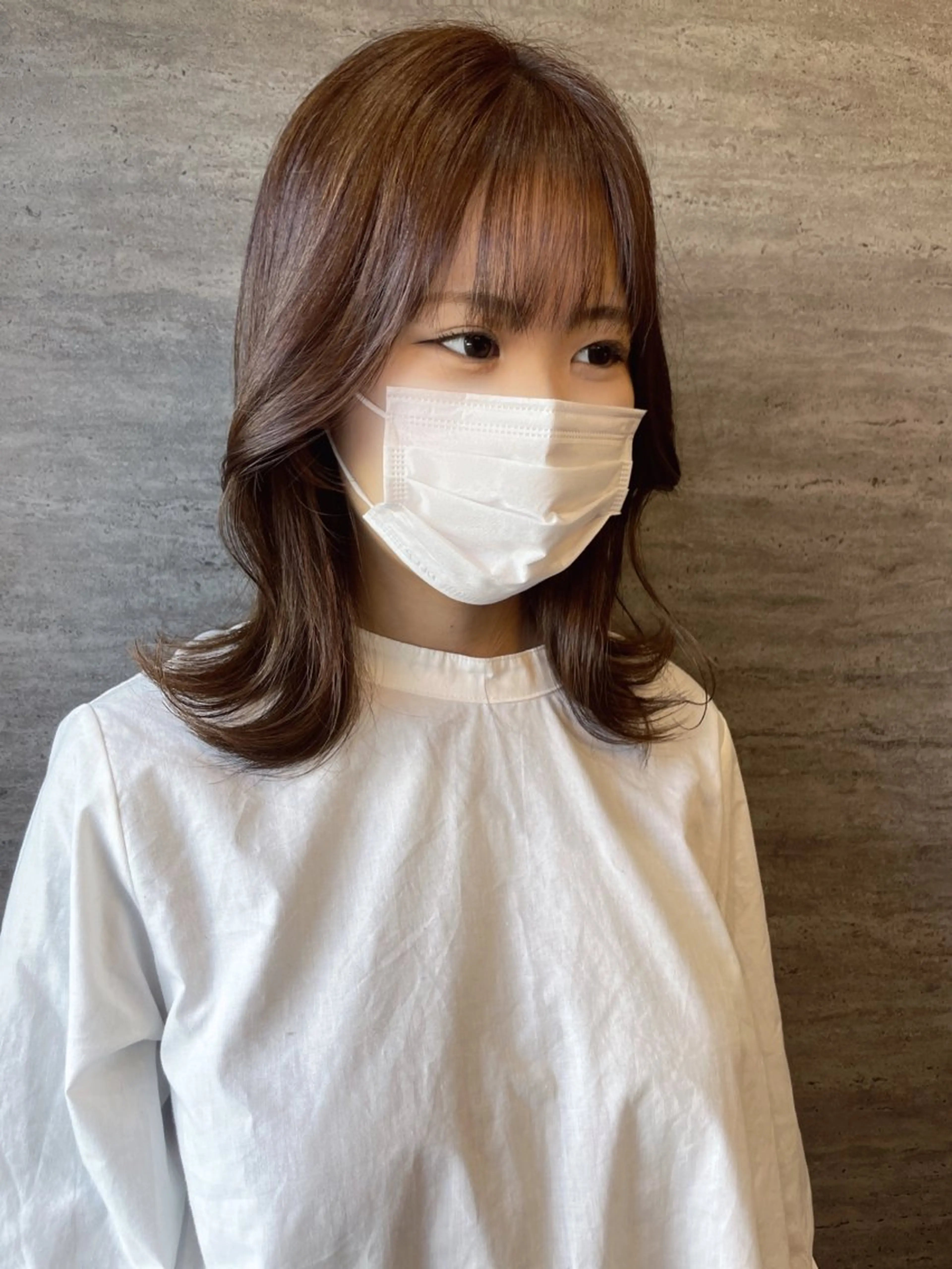 セミロング JIEN MIUのヘアスタイル