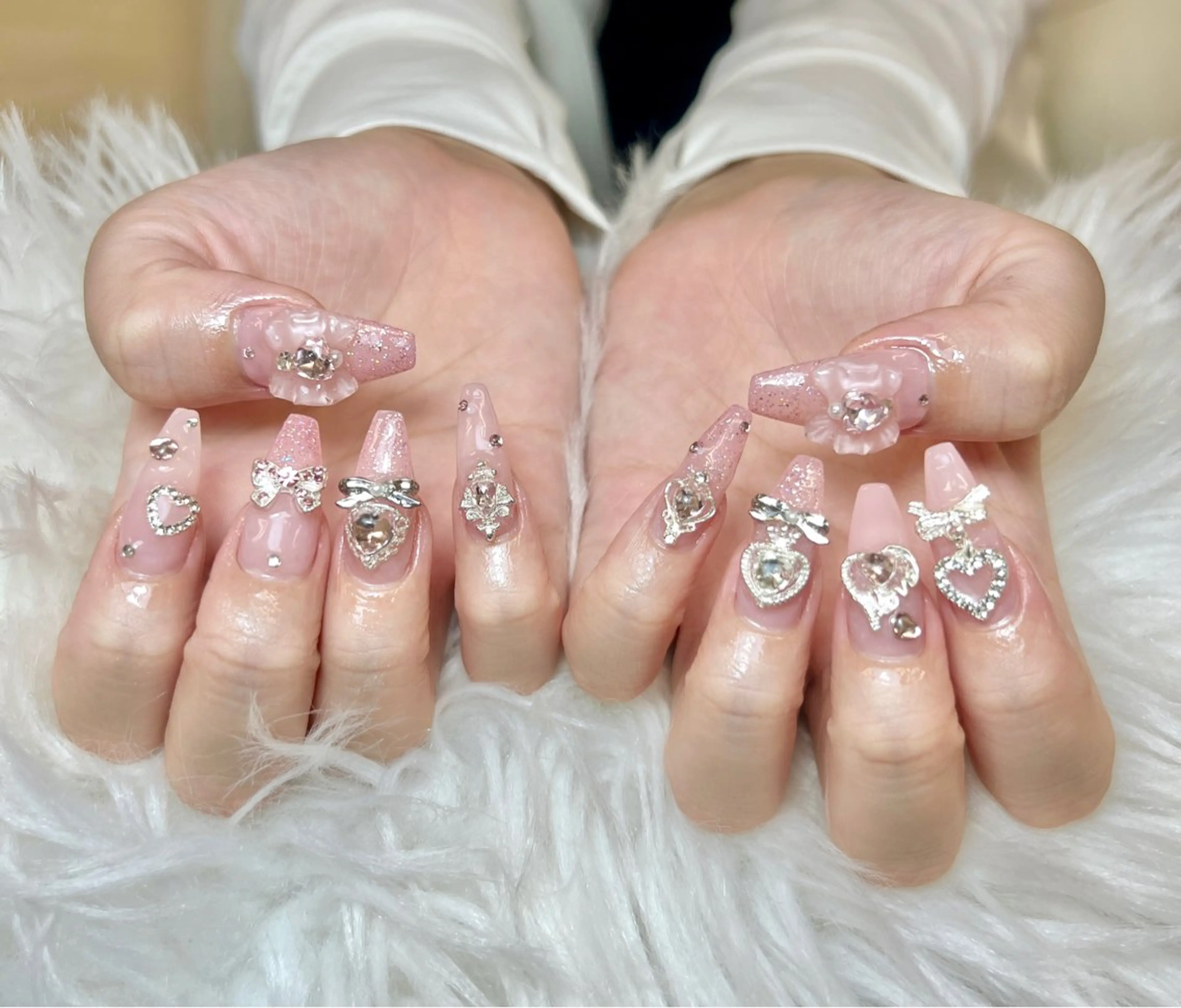 ネイル アートネイル オーロラネイル チークネイル 長さ出し フットネイル Noiranail_ studio川越西口のネイルデザイン