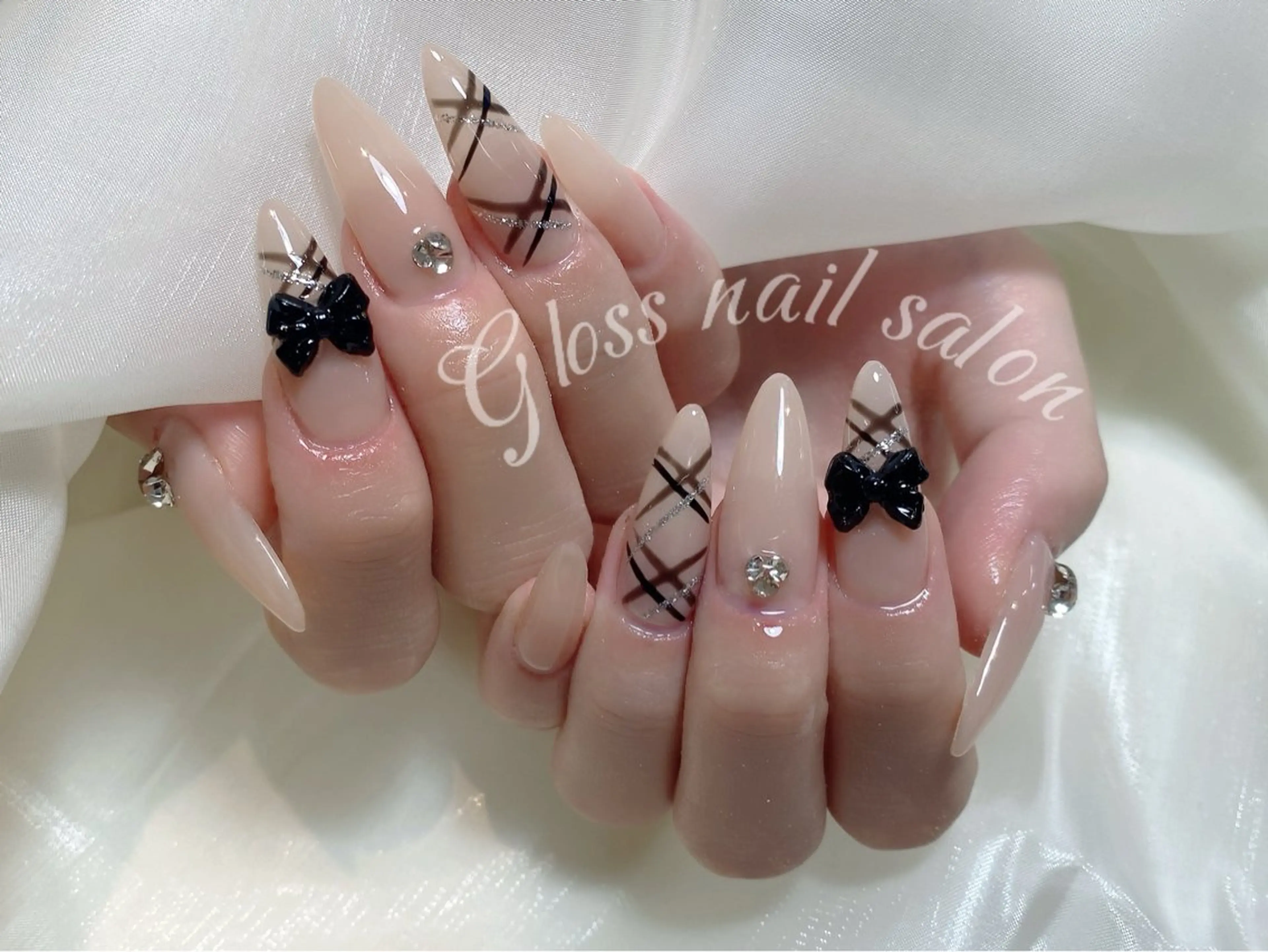 ネイル Yuna✨ Gloss nailのネイルデザイン