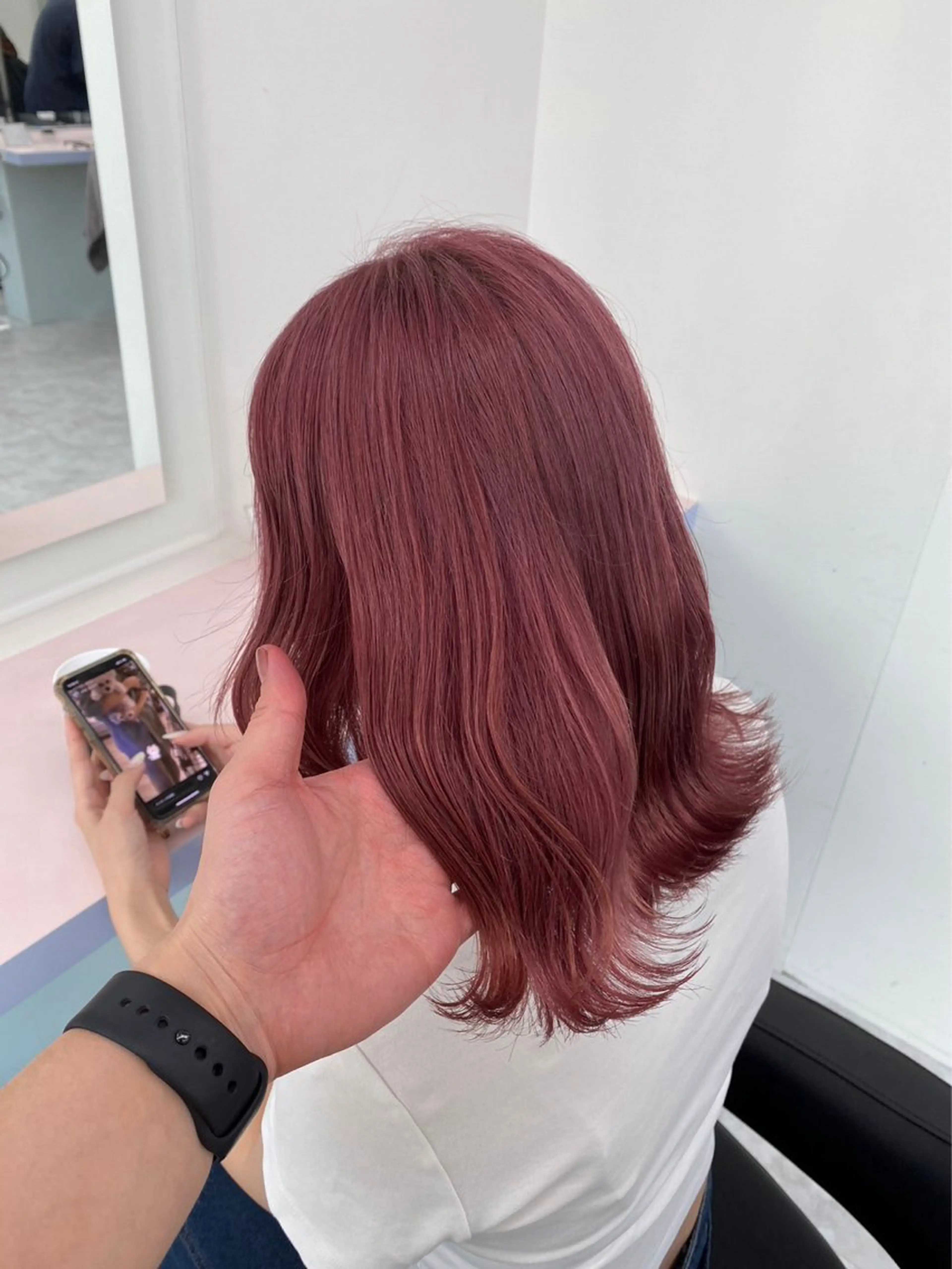 ミディアム カラー パーマ ヘアアレンジ メンズ 🤍透明感カラー🤍 似合わせ🤍AINEのヘアスタイル