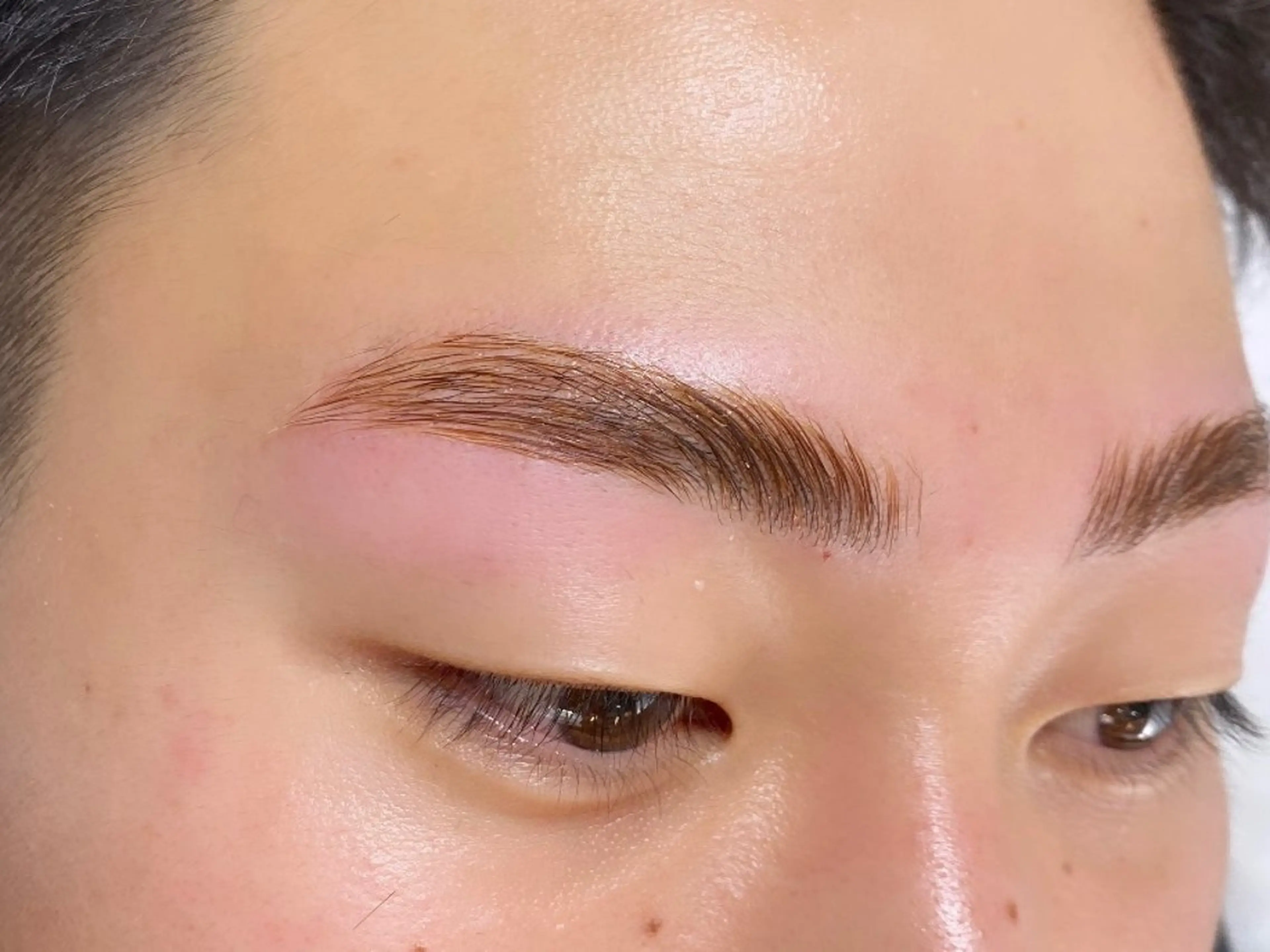 アイブロウ EYES YUNのマツエク・マツパデザイン