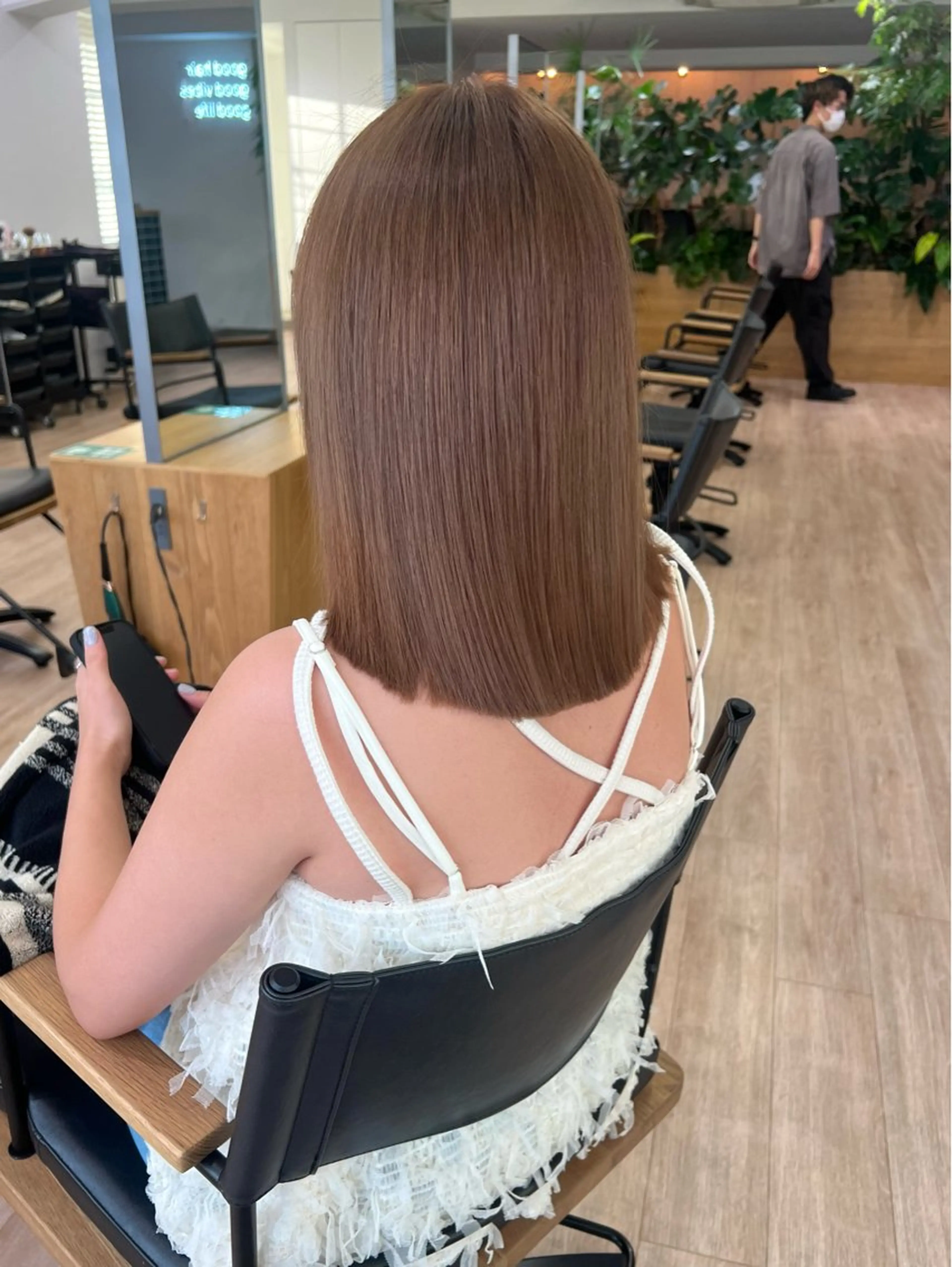 ミディアム 溝曽路 優衣のヘアスタイル