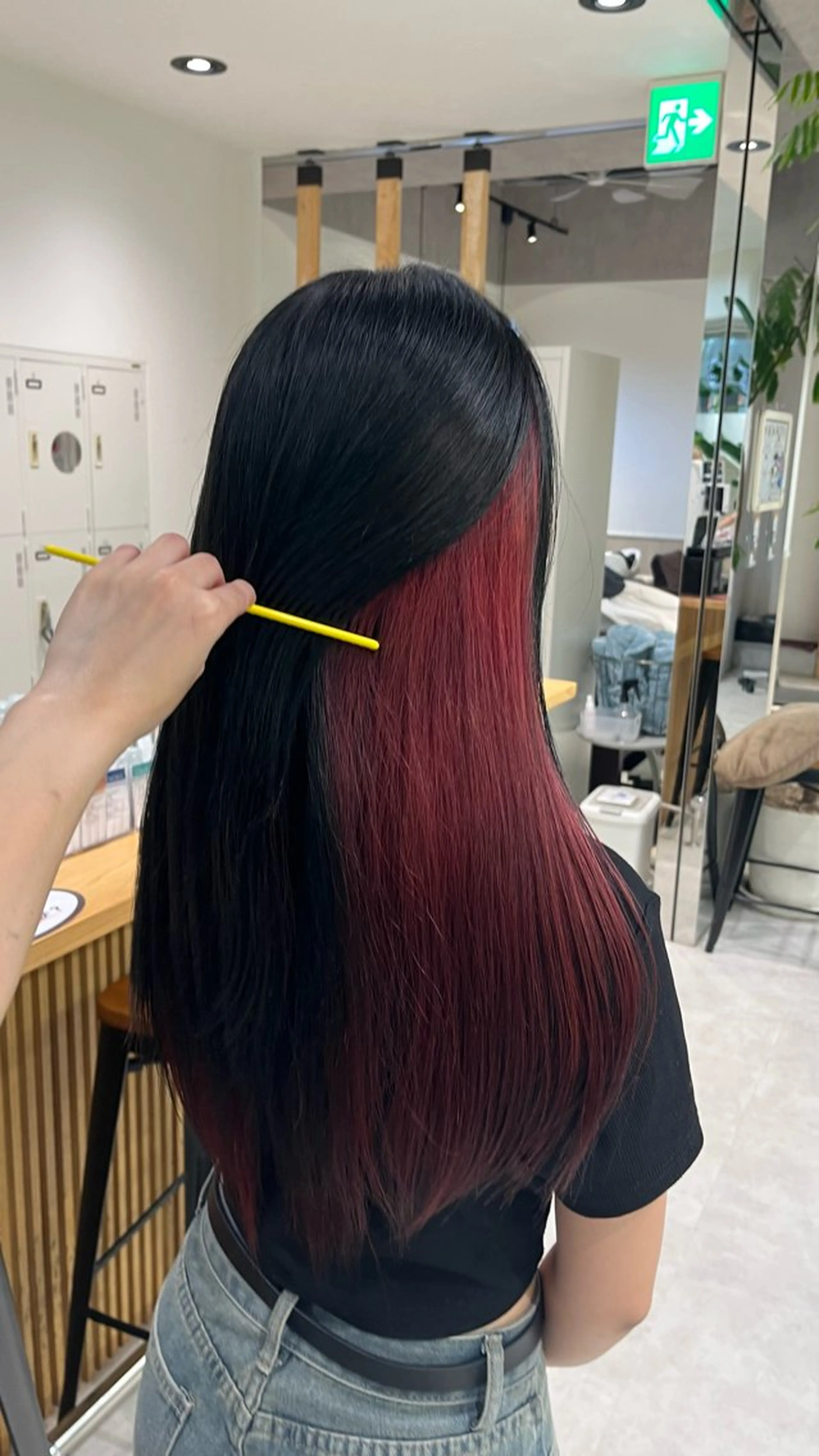 ロング omocha umiのヘアスタイル