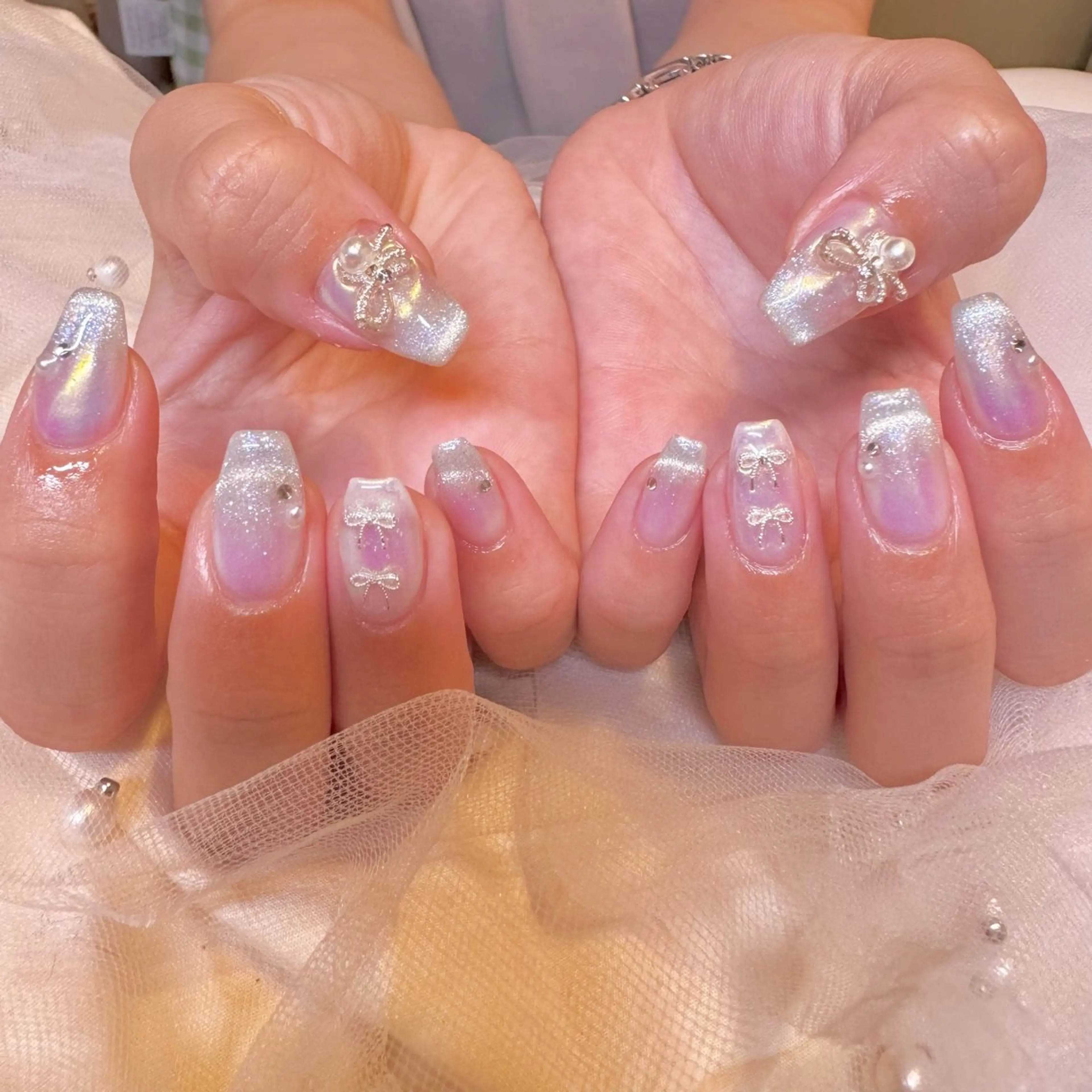 ネイル オーロラネイル マグネットネイル ハンドネイル nail salon e'mu💐のネイルデザイン