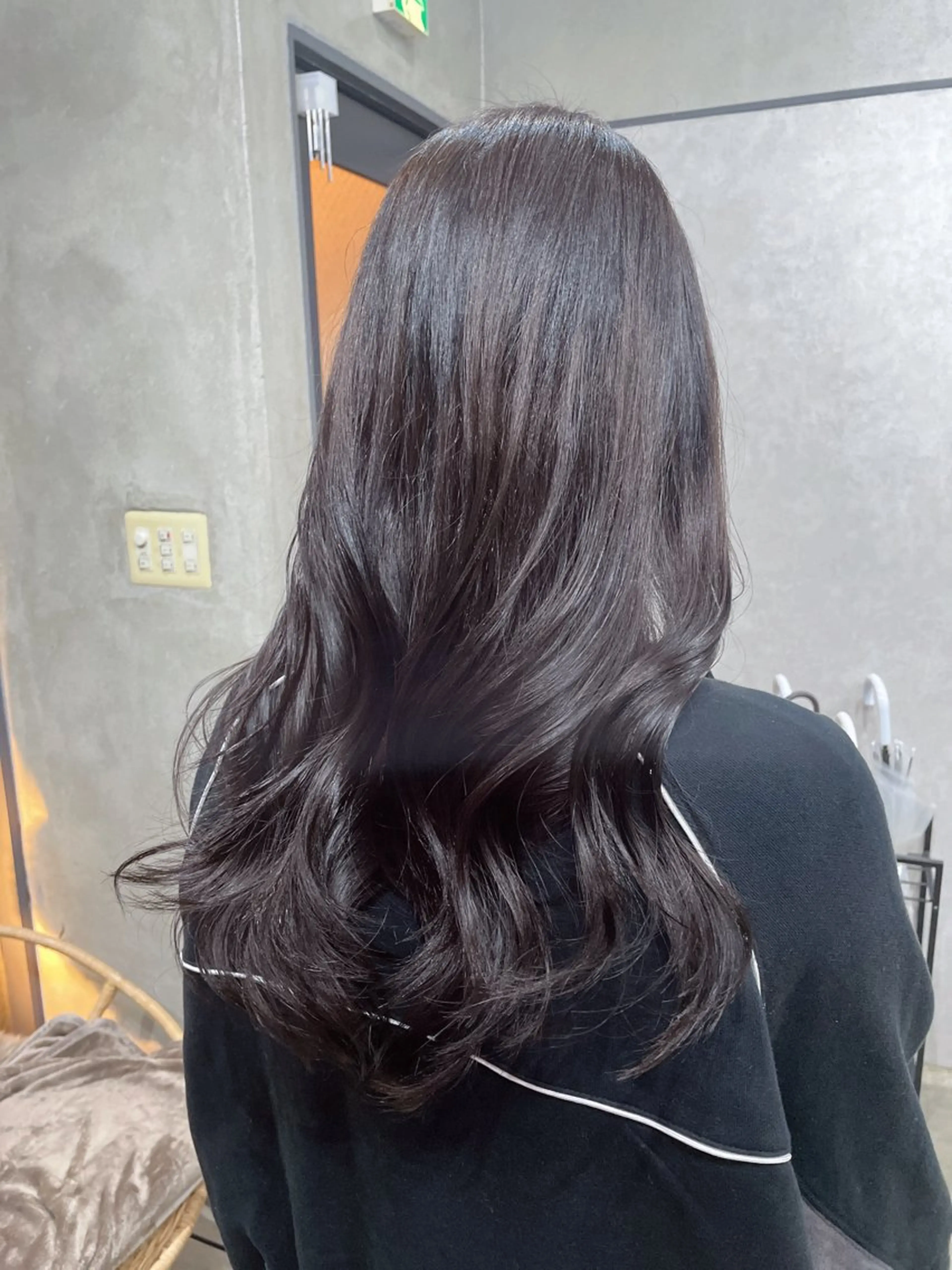 ロング カラー グレージュ レイヤーカット AIRI layer cut hairのヘアスタイル