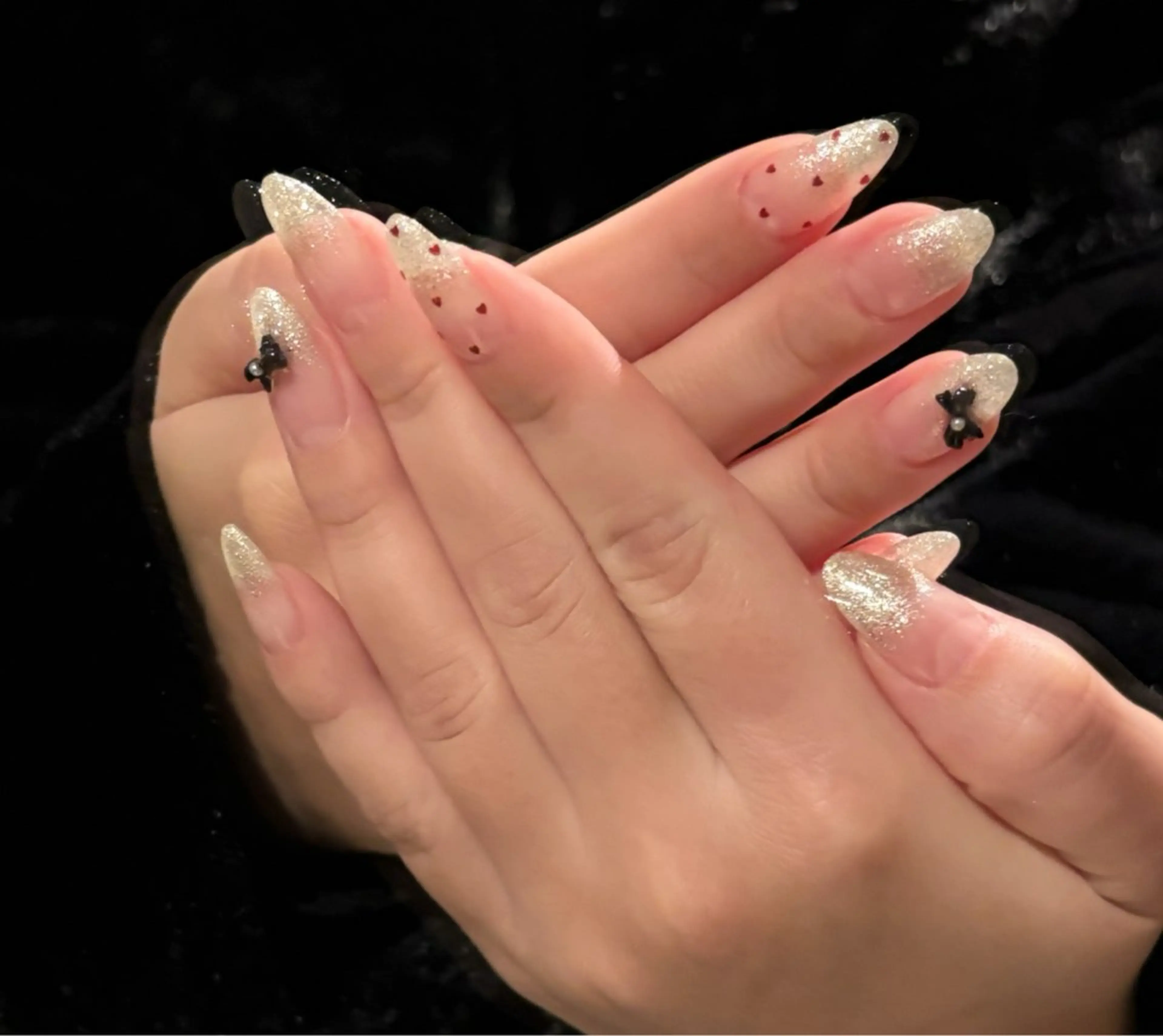 ネイル 長さ出し グラデーション ラメ(グリッター) ラメグラデーション ハンドネイル Aria nail 💅のネイルデザイン