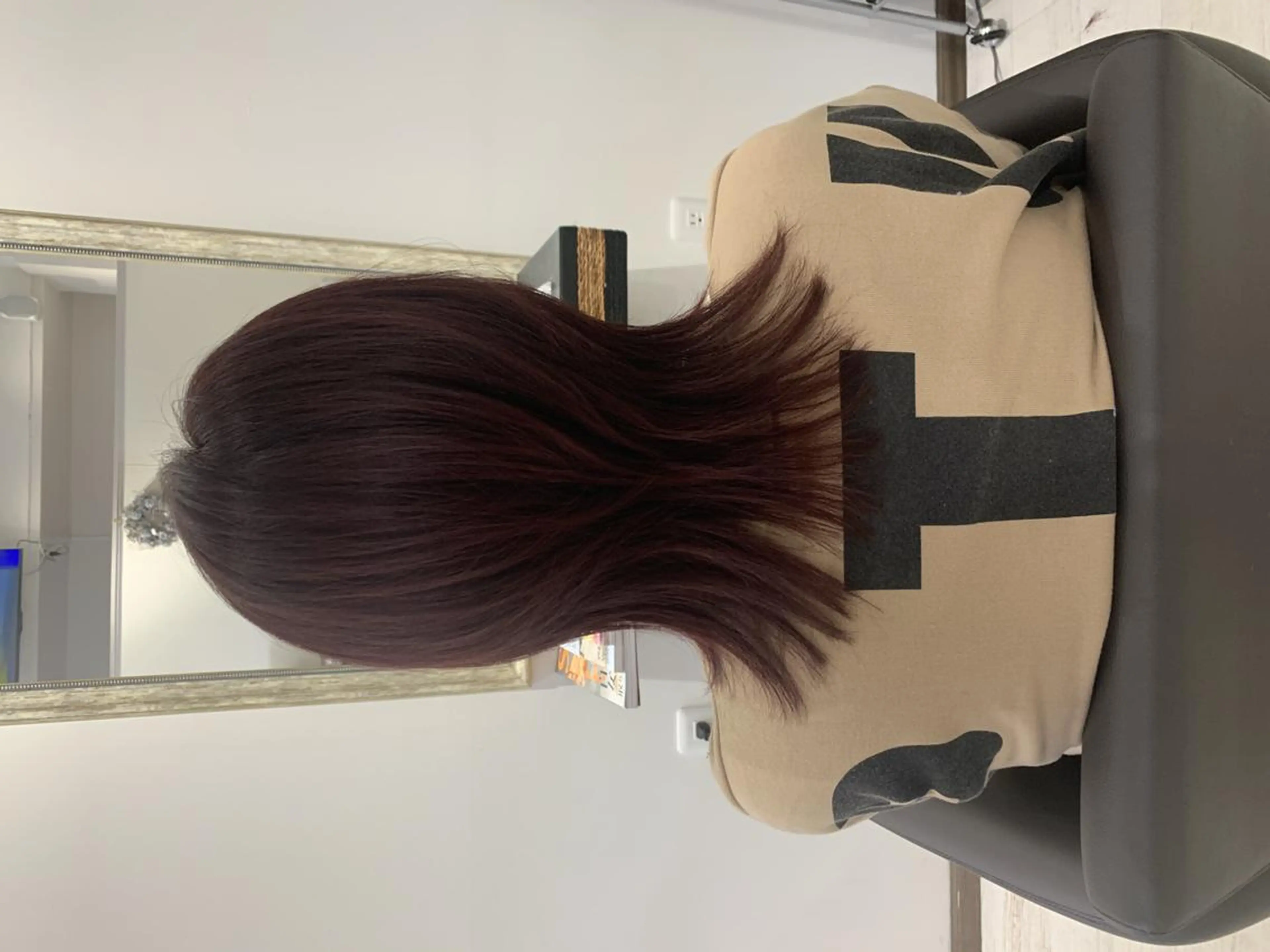 ミディアム カラー 瀬尾 由希菜のヘアスタイル