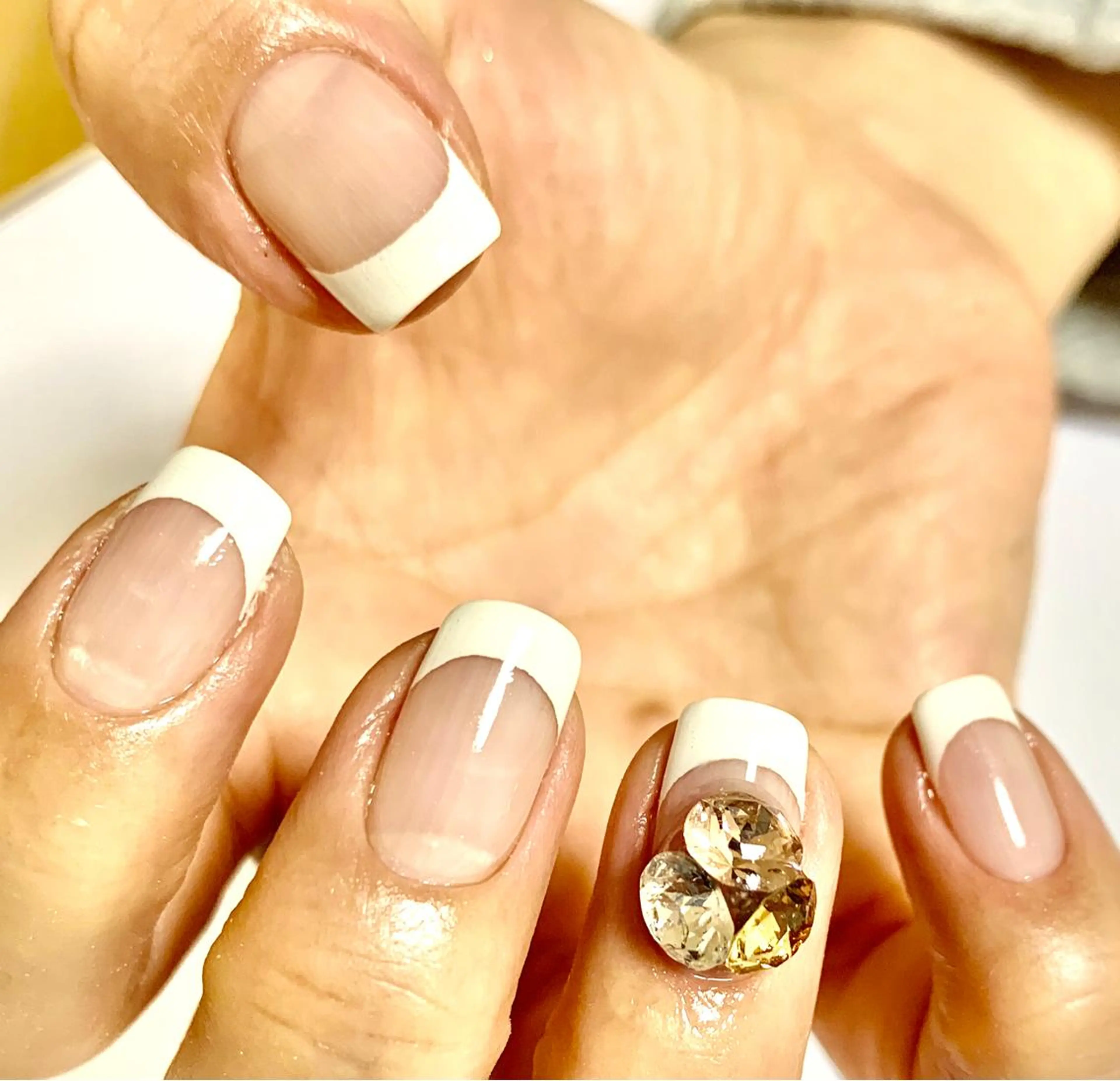 フレンチネイル　[オフ込み、スカ・ハード別途]＊クリアベースのフレンチスタイルの写真