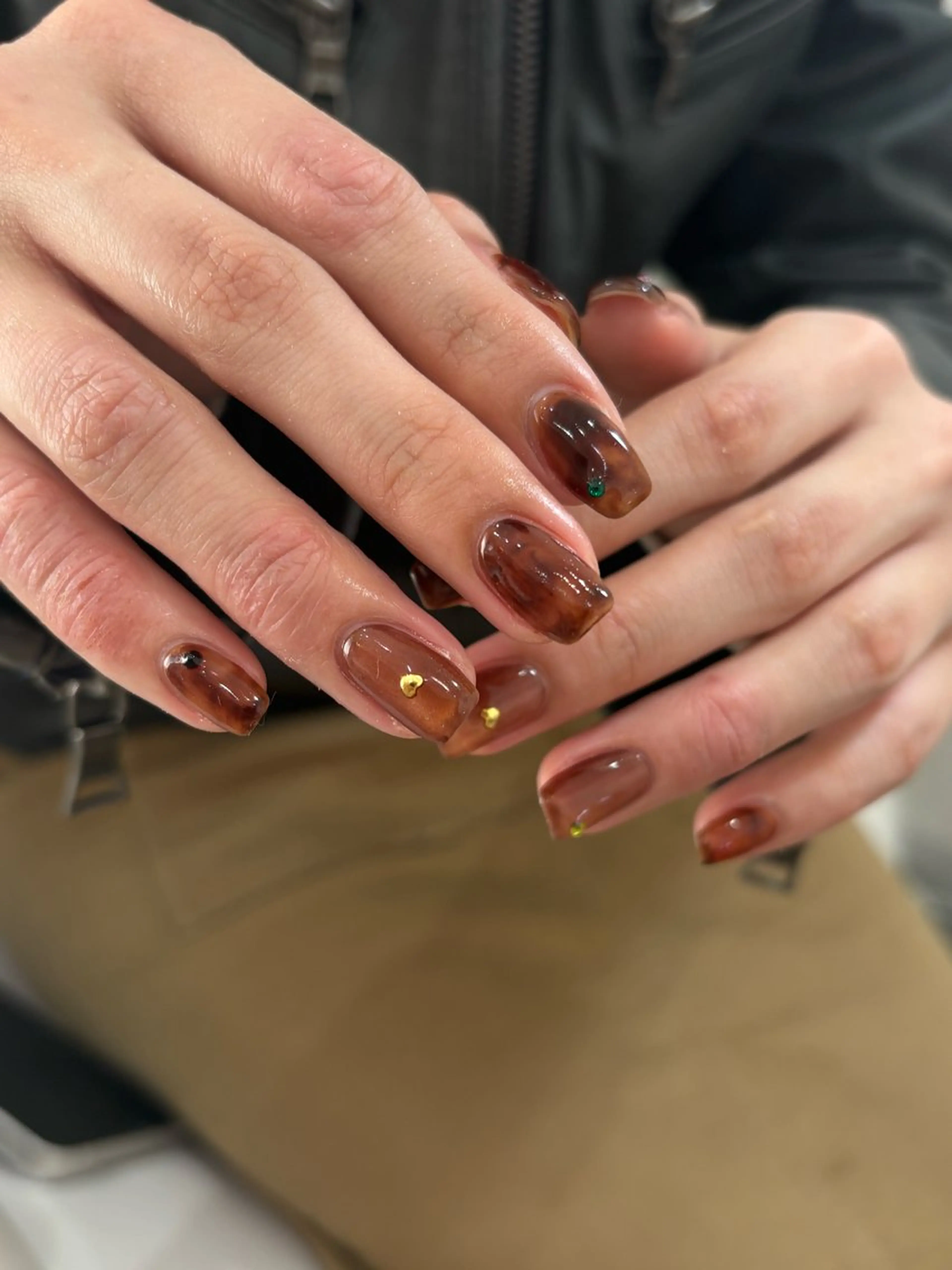 ネイル べっ甲ネイル ハンドネイル 【 Lea's 】 kaedeのネイルデザイン