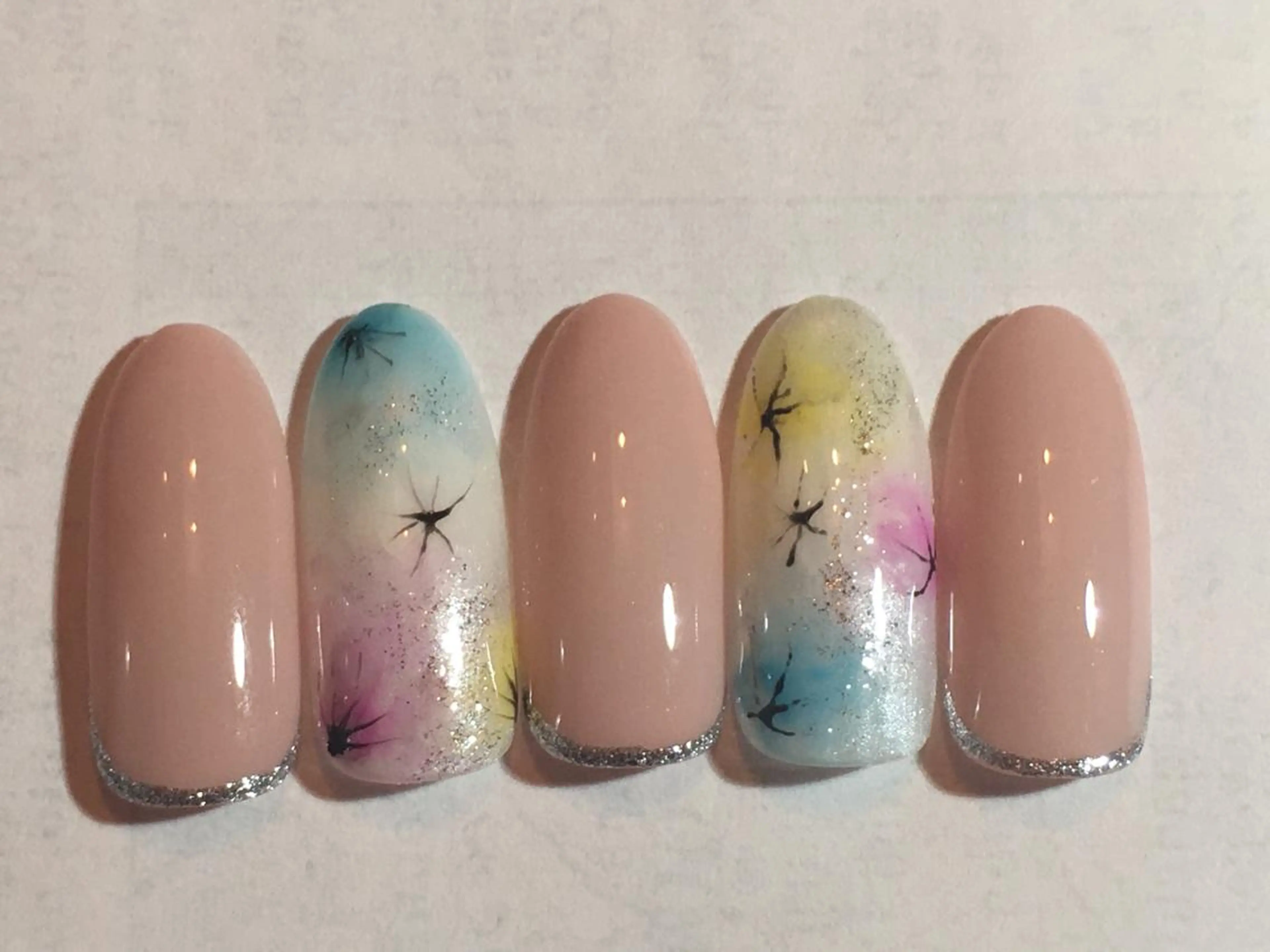 ネイル 古川 里美のネイルデザイン