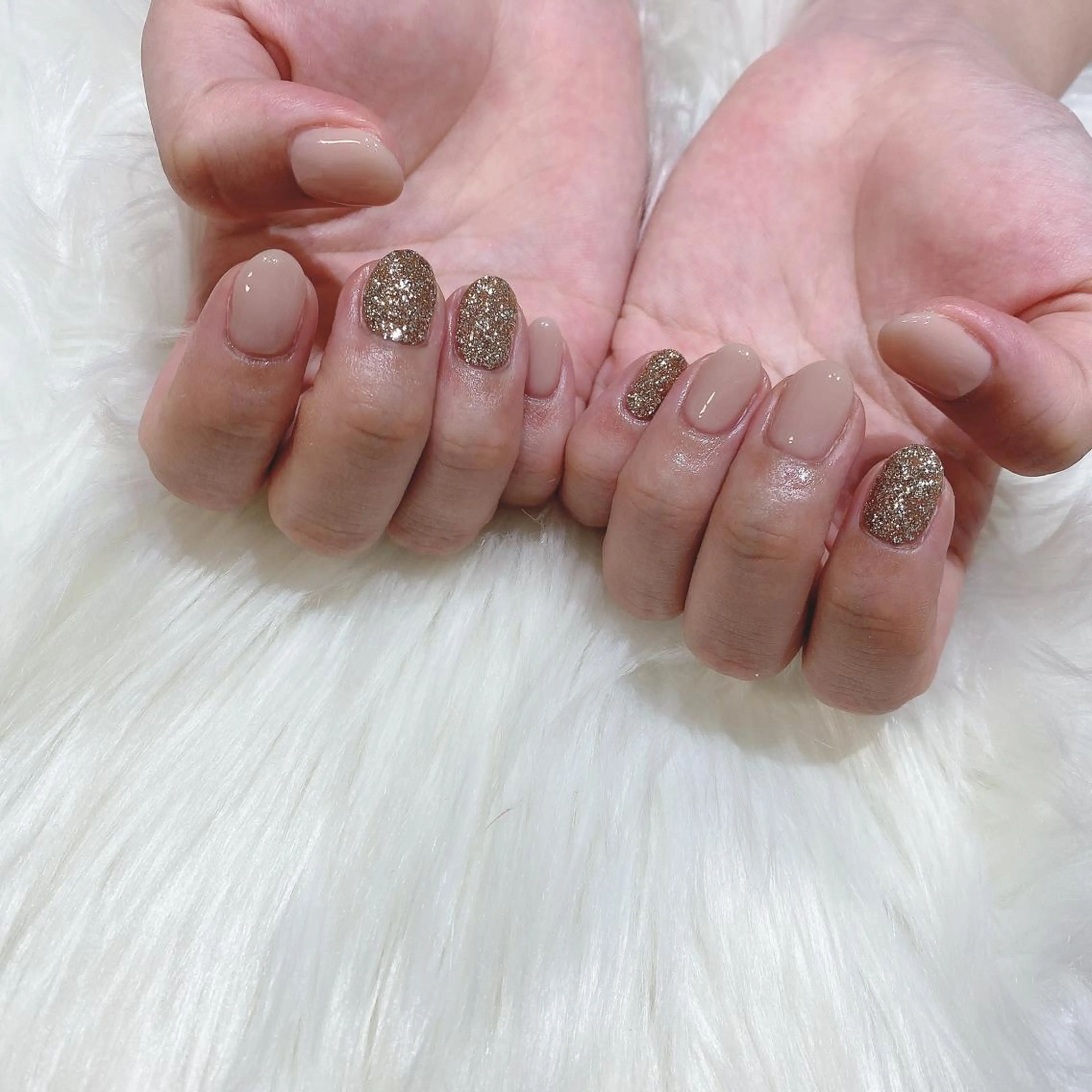 ネイル ハンドネイル 西岡 杏のネイルデザイン