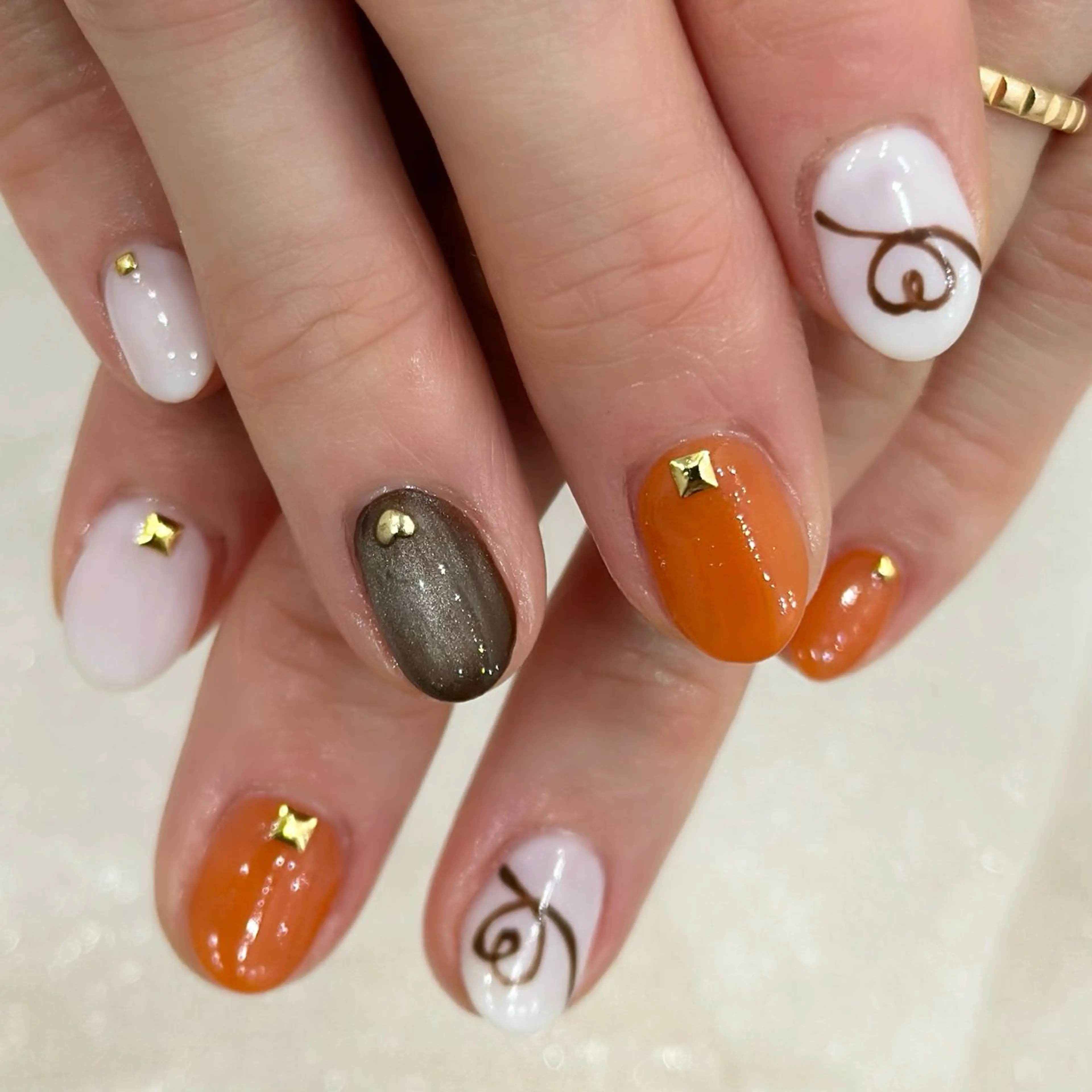 ネイル バレンタイン ハンドネイル ハンドケア diarily はるひのネイルデザイン