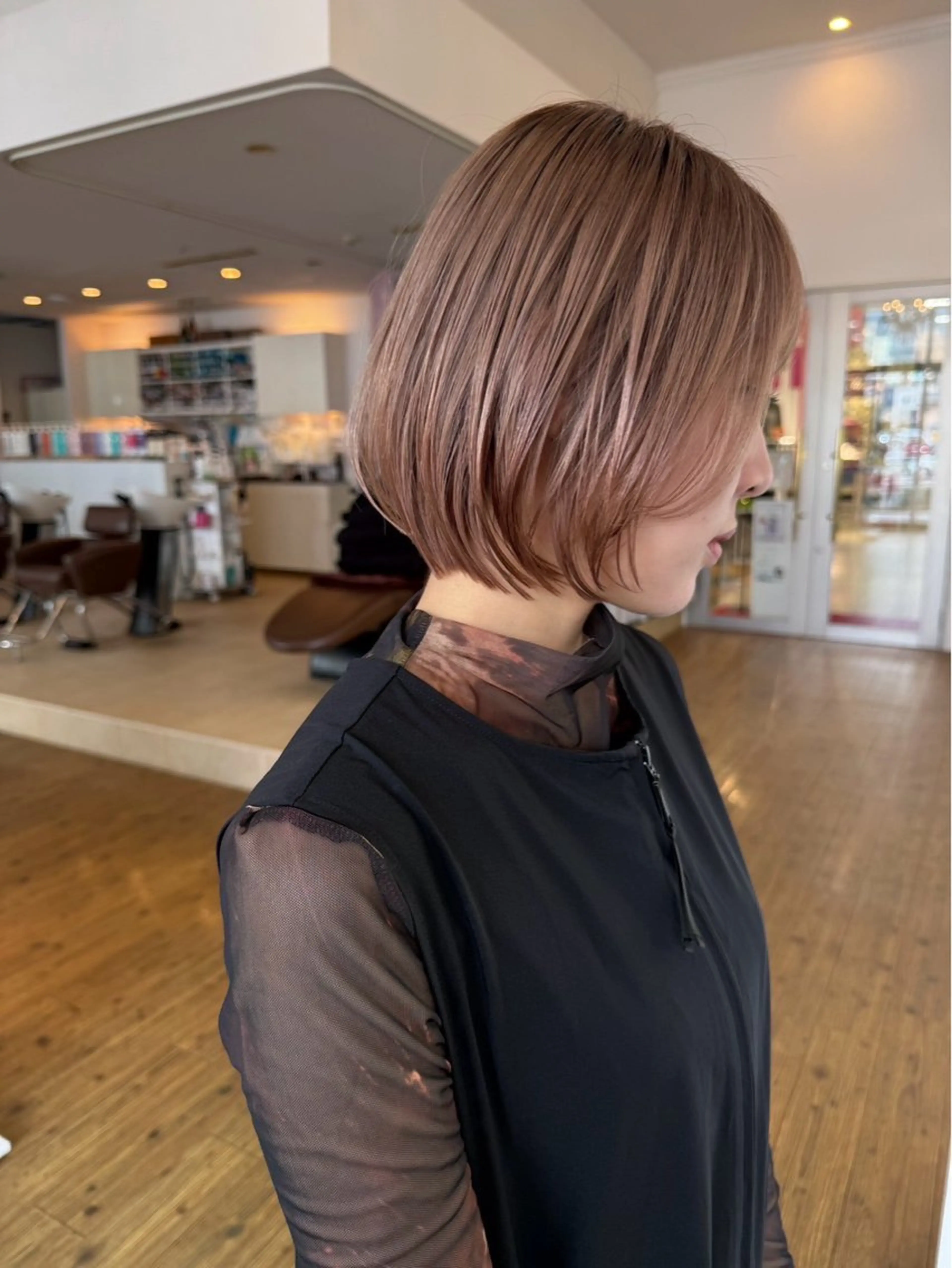 ロング カラー 満岡 聖奈のヘアスタイル