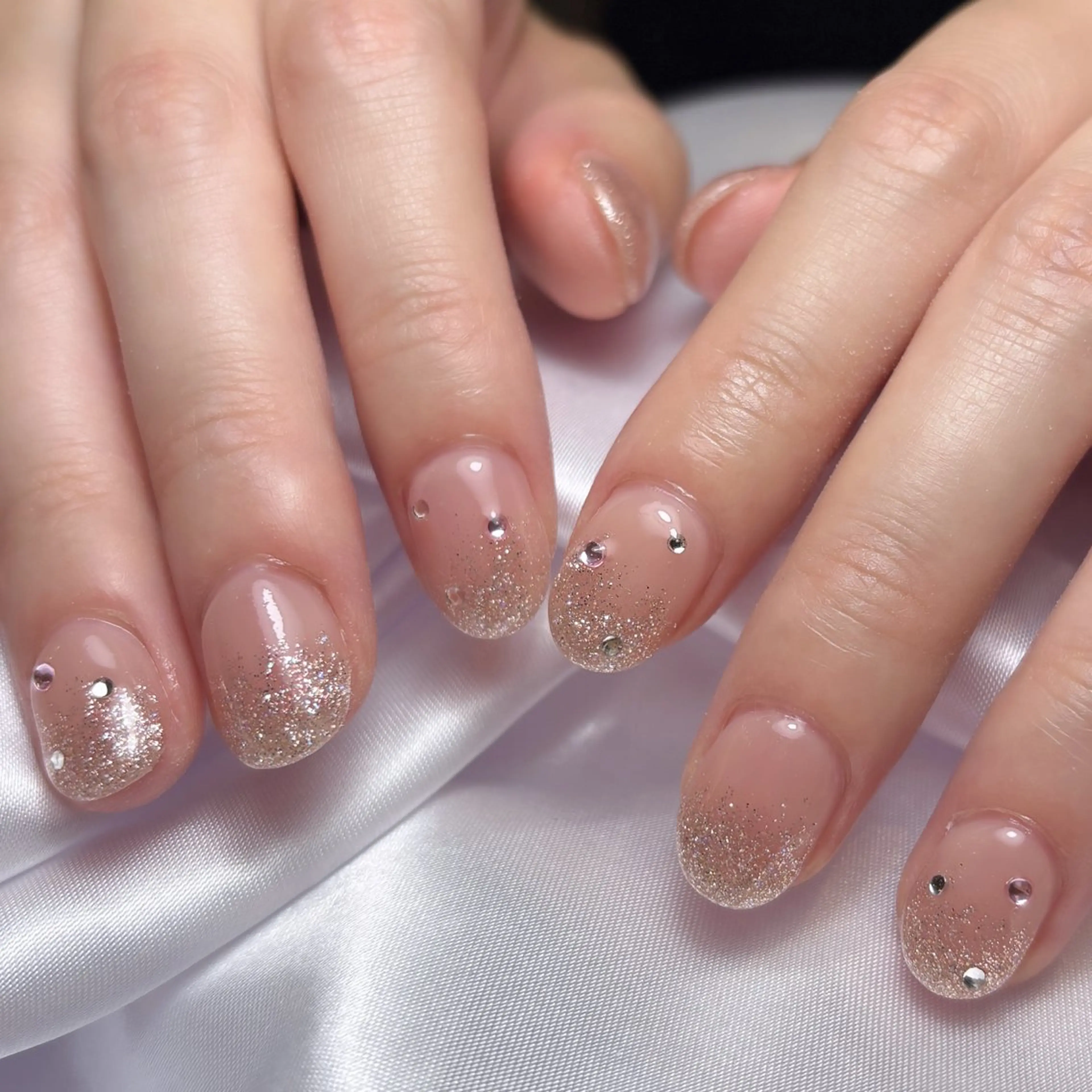 ネイル ハンドケア EmaNail 肥後橋店🤍YURIのネイルデザイン