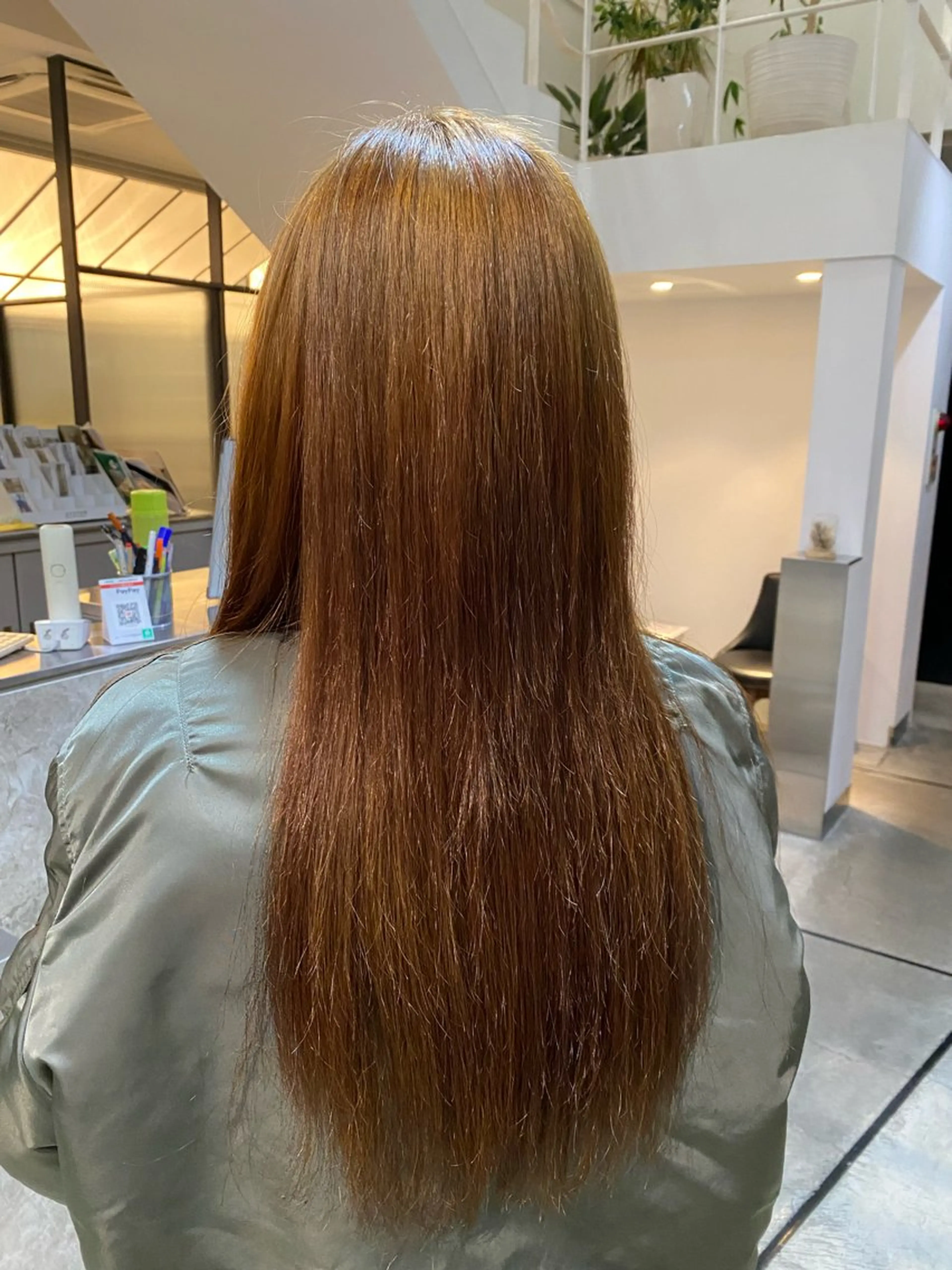 カラー ダブルカラー MINENO🌼 パーマ⚡️ブリーチのヘアスタイル