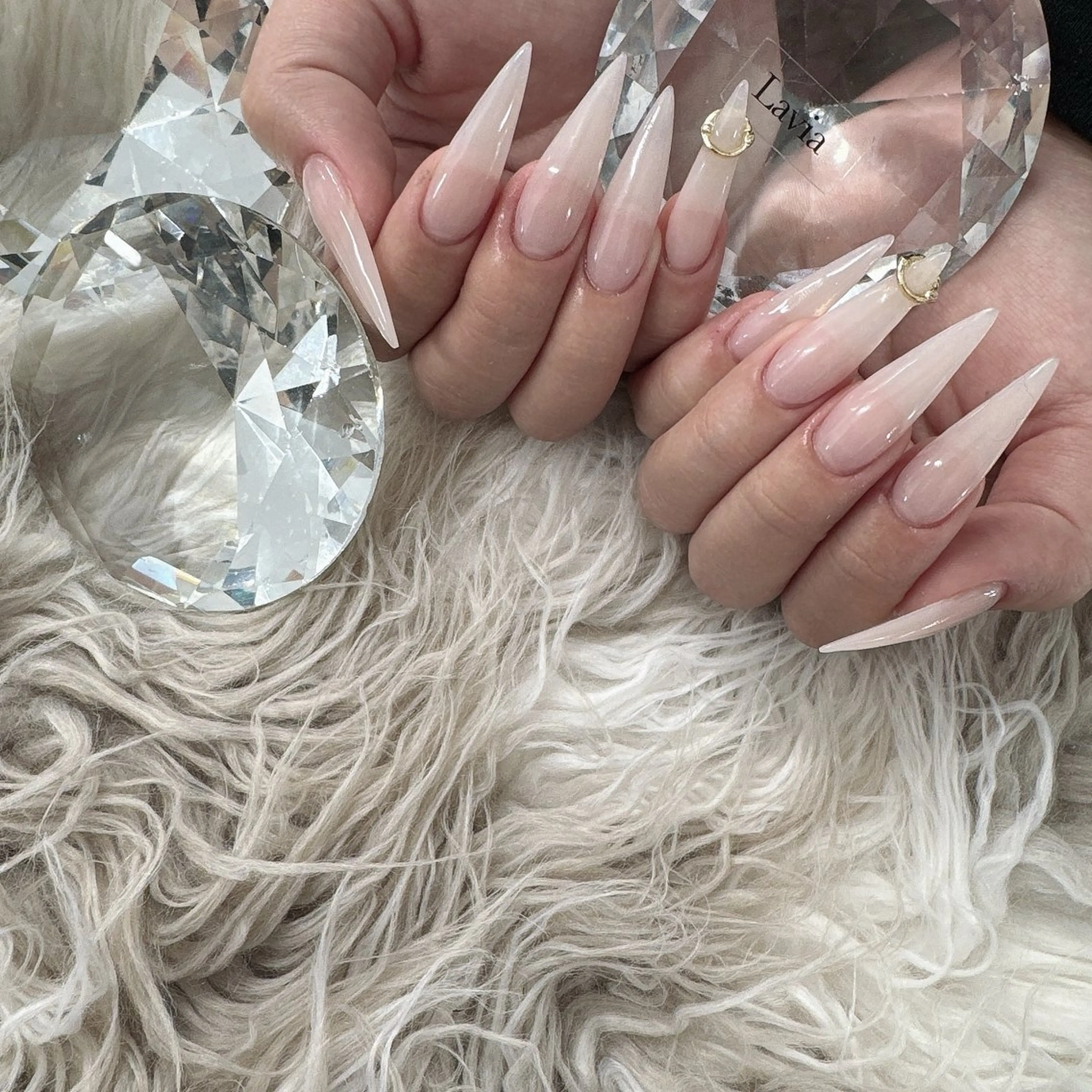 ネイル ハンドネイル lavia🖤 ayumiのネイルデザイン