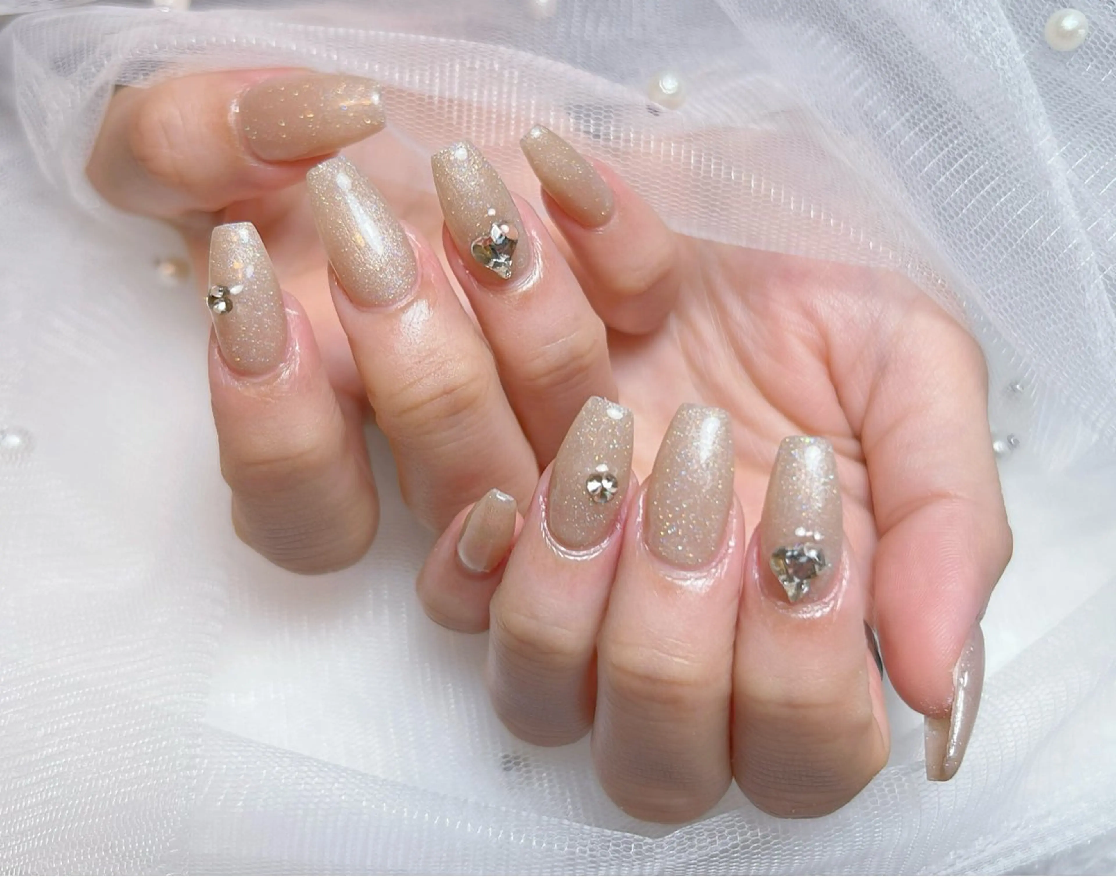 ネイル アートネイル オーロラネイル チークネイル 長さ出し フットネイル Miya _nailのネイルデザイン