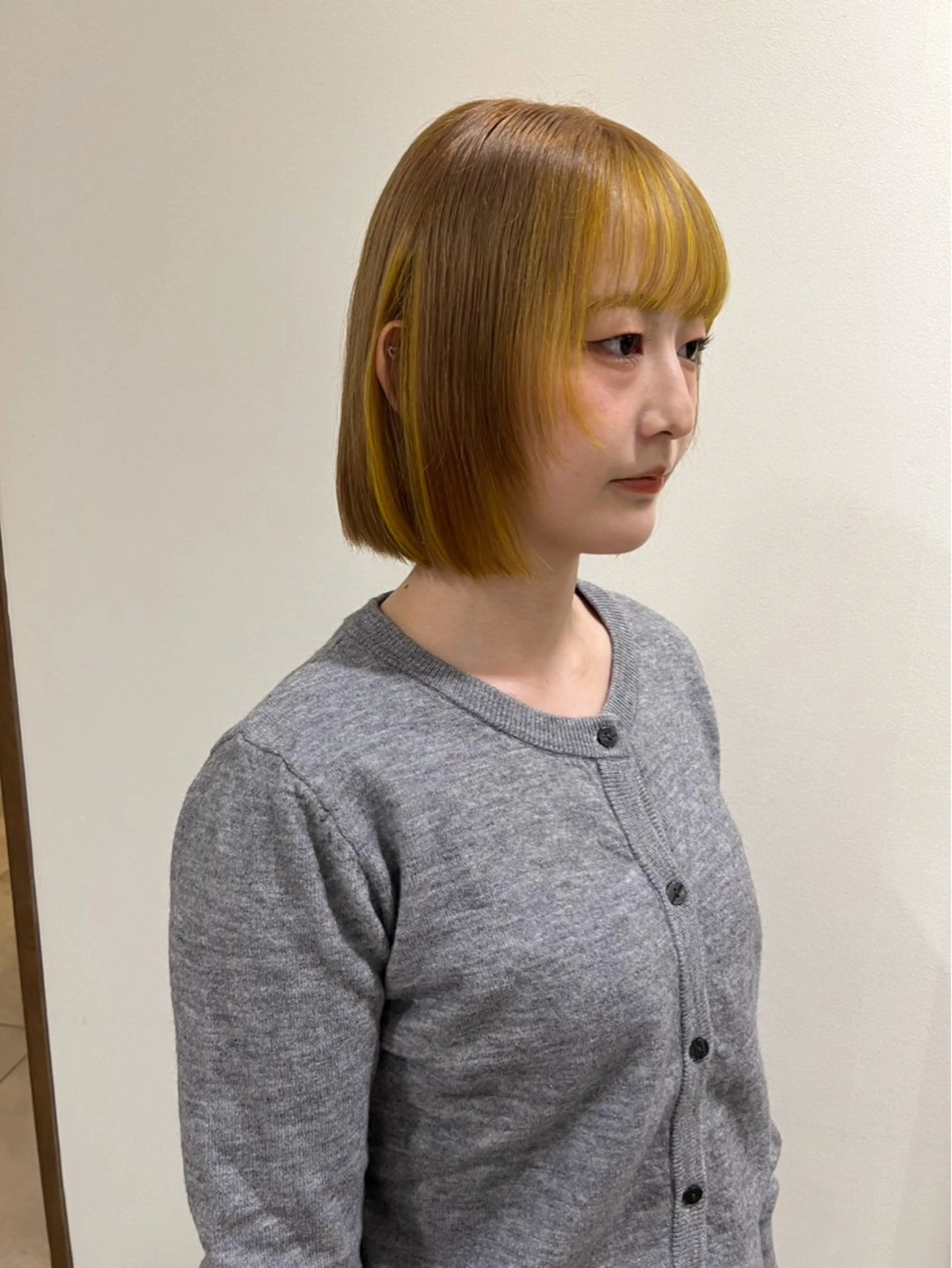 ショート カラー ヘアカラー 佐藤 凜のヘアスタイル