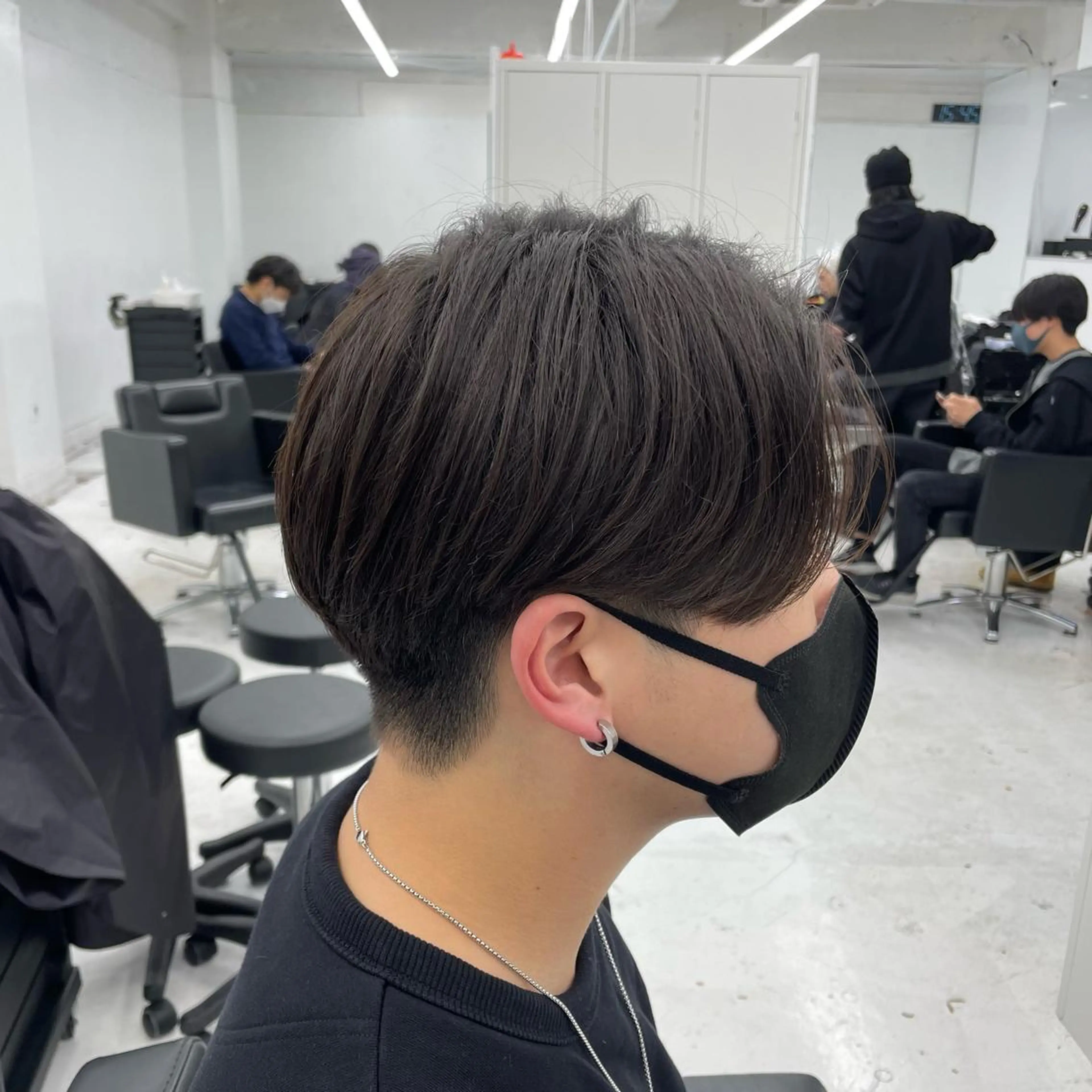 ミディアム パーマ メンズ センターパート カット パーマ 【柏メンズパーマ職人 】店長　KAZUMAのヘアスタイル