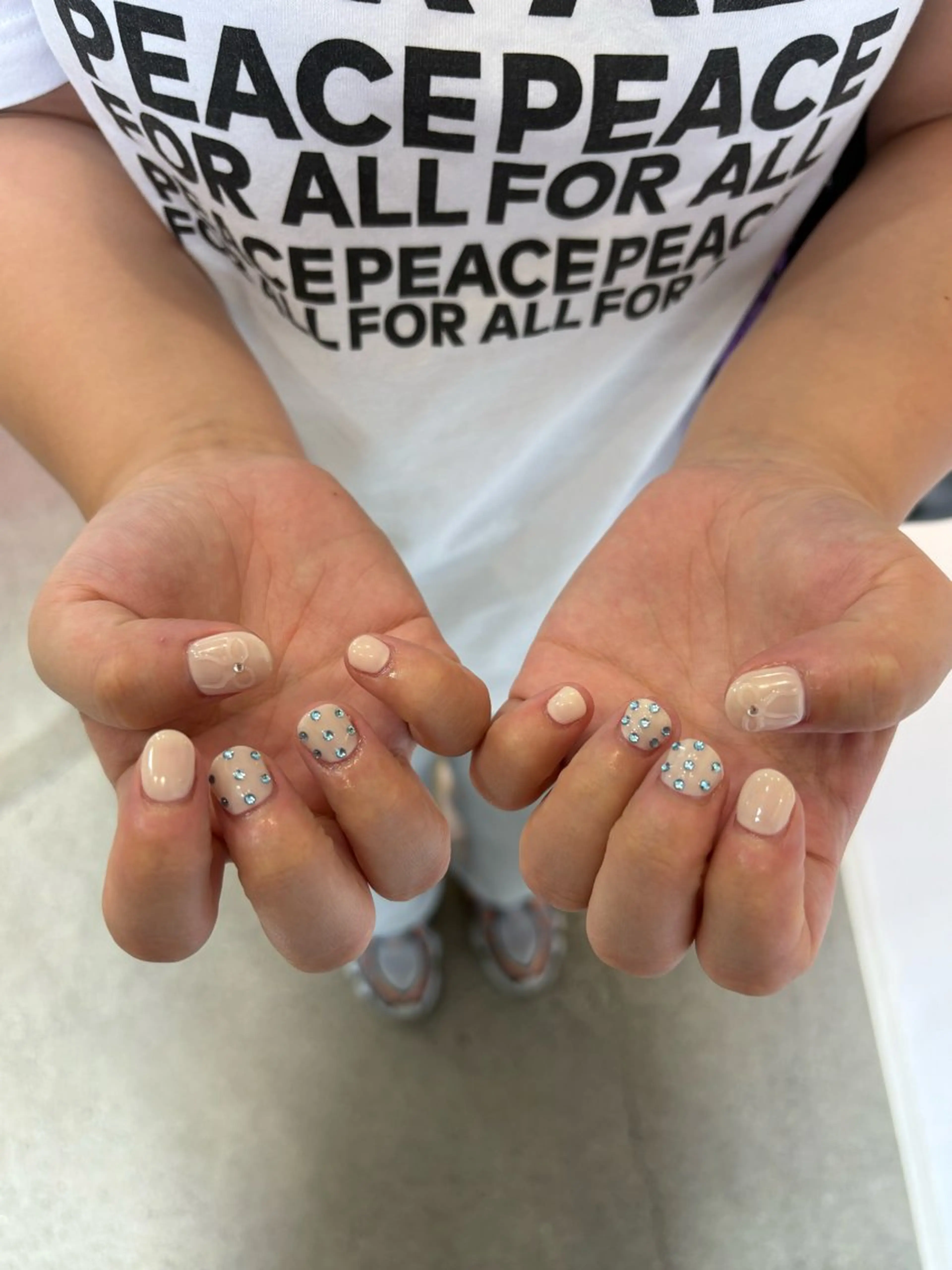 ネイル whitepaper 🎀airiのネイルデザイン