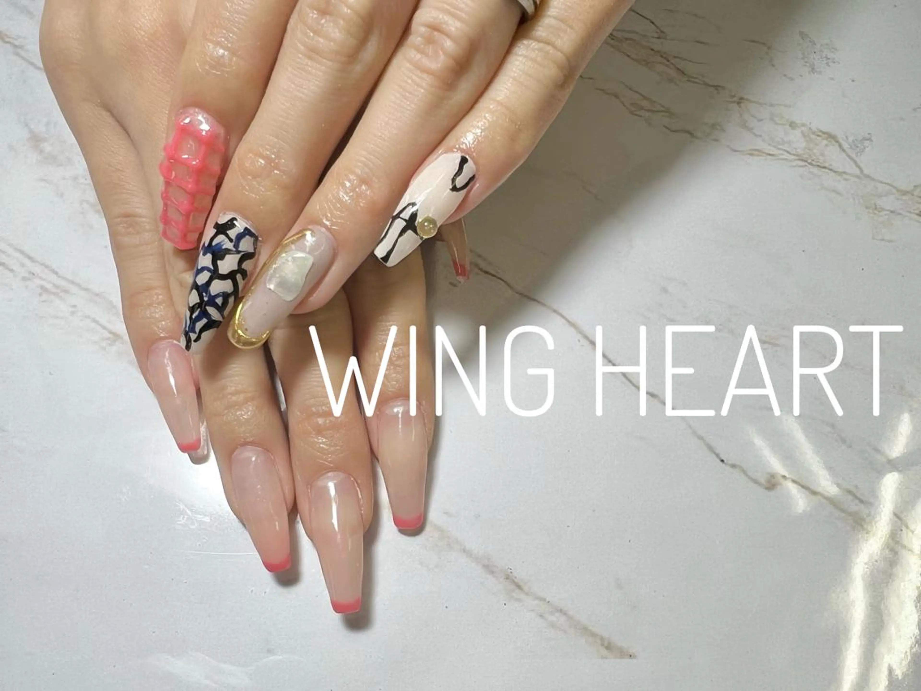 ネイル I. AYUMIのネイルデザイン