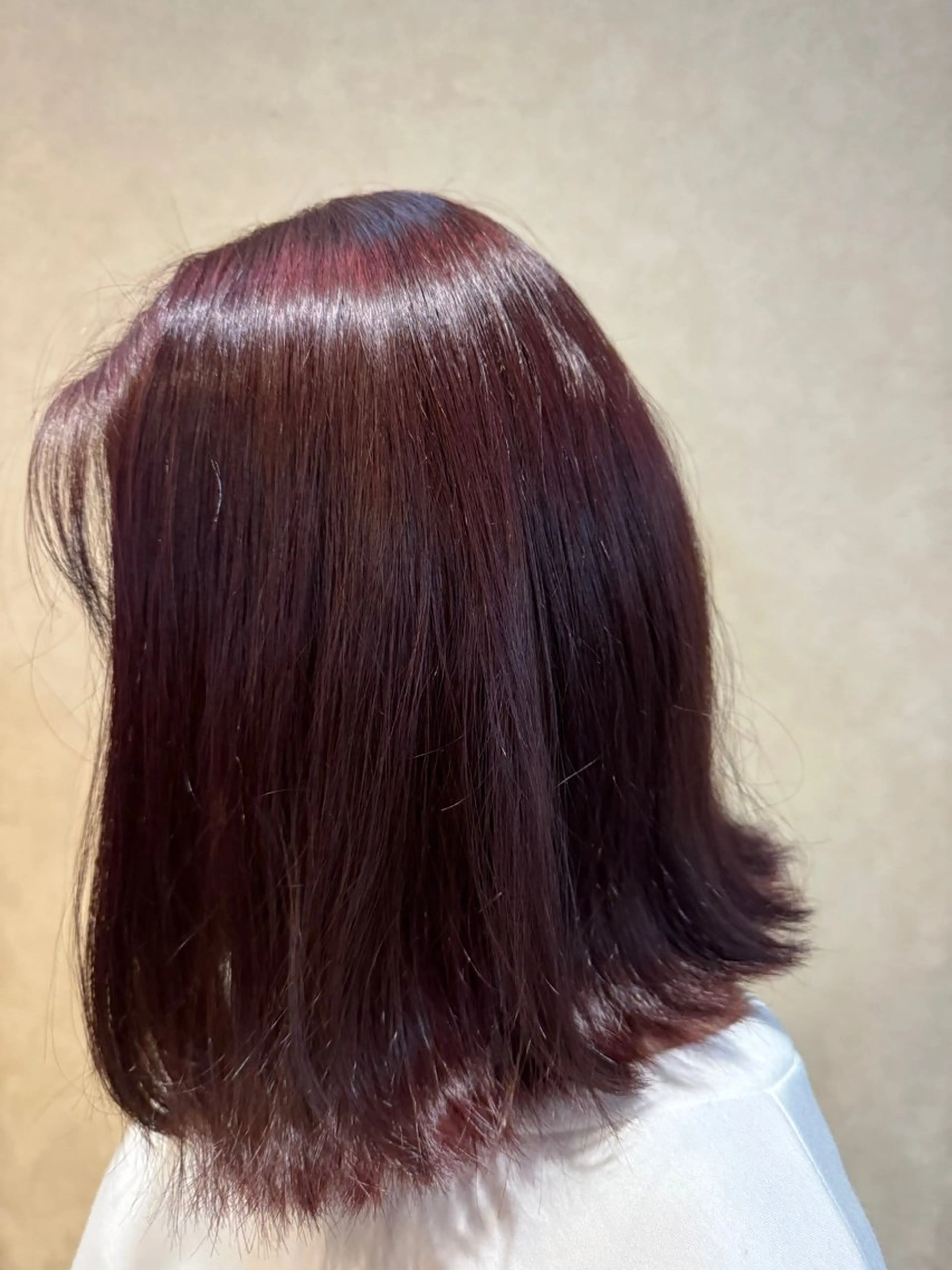 セミロング ピンクブラウン 吉永 衣織のヘアスタイル