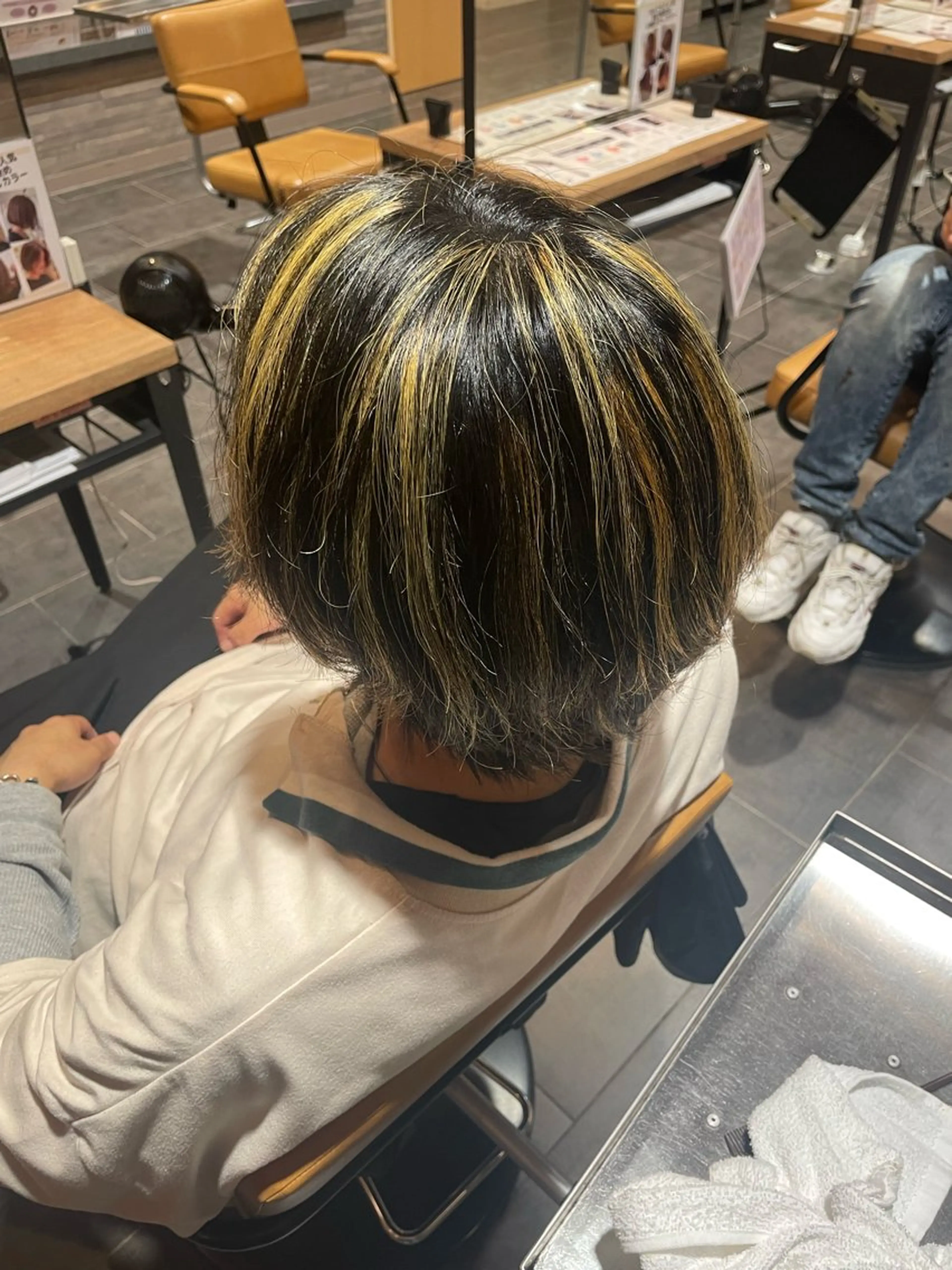 カラー ハイライトカラー メンズパーマ特化 福岡正真のヘアスタイル