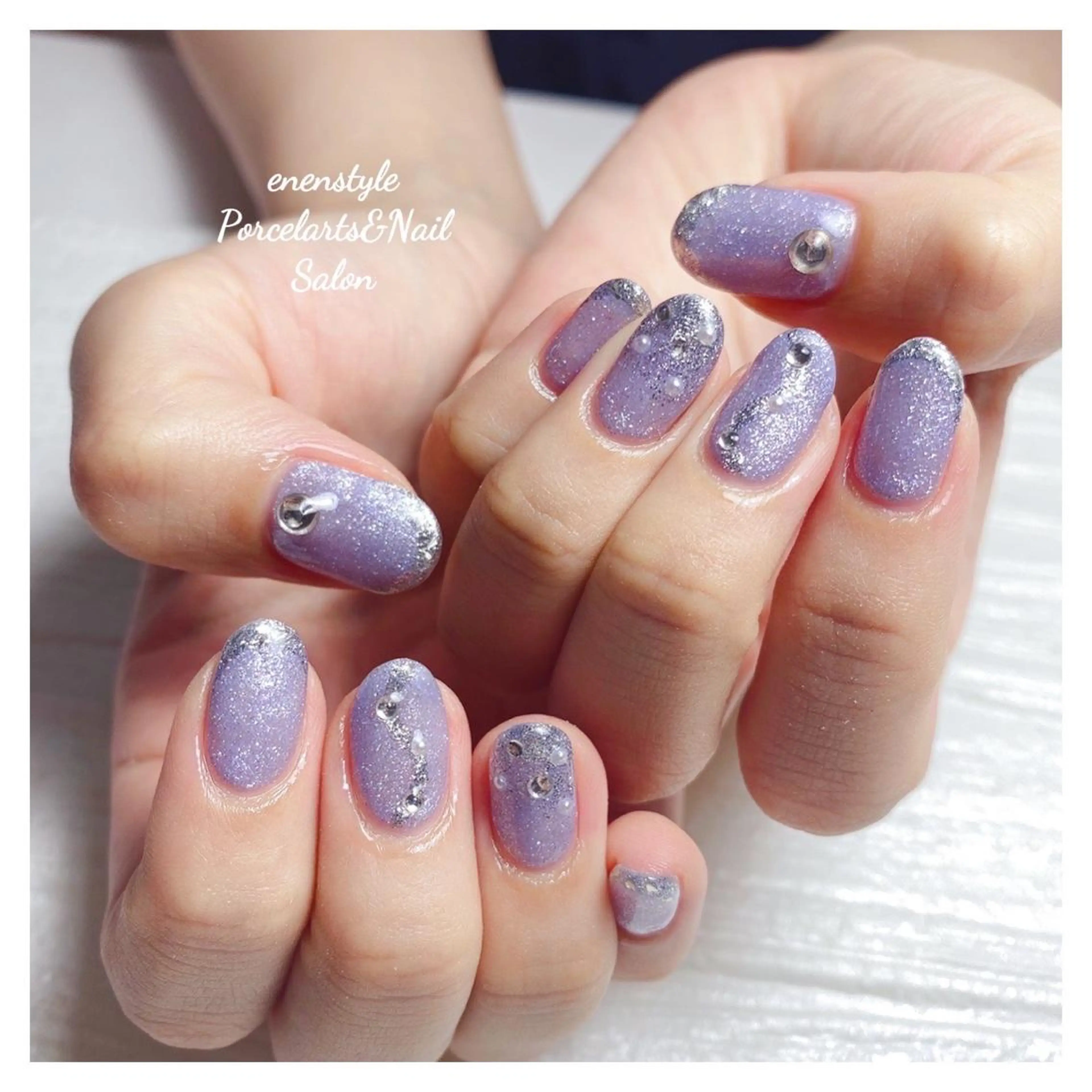 ミディアム ネイル 👑enen style👑のネイルデザイン