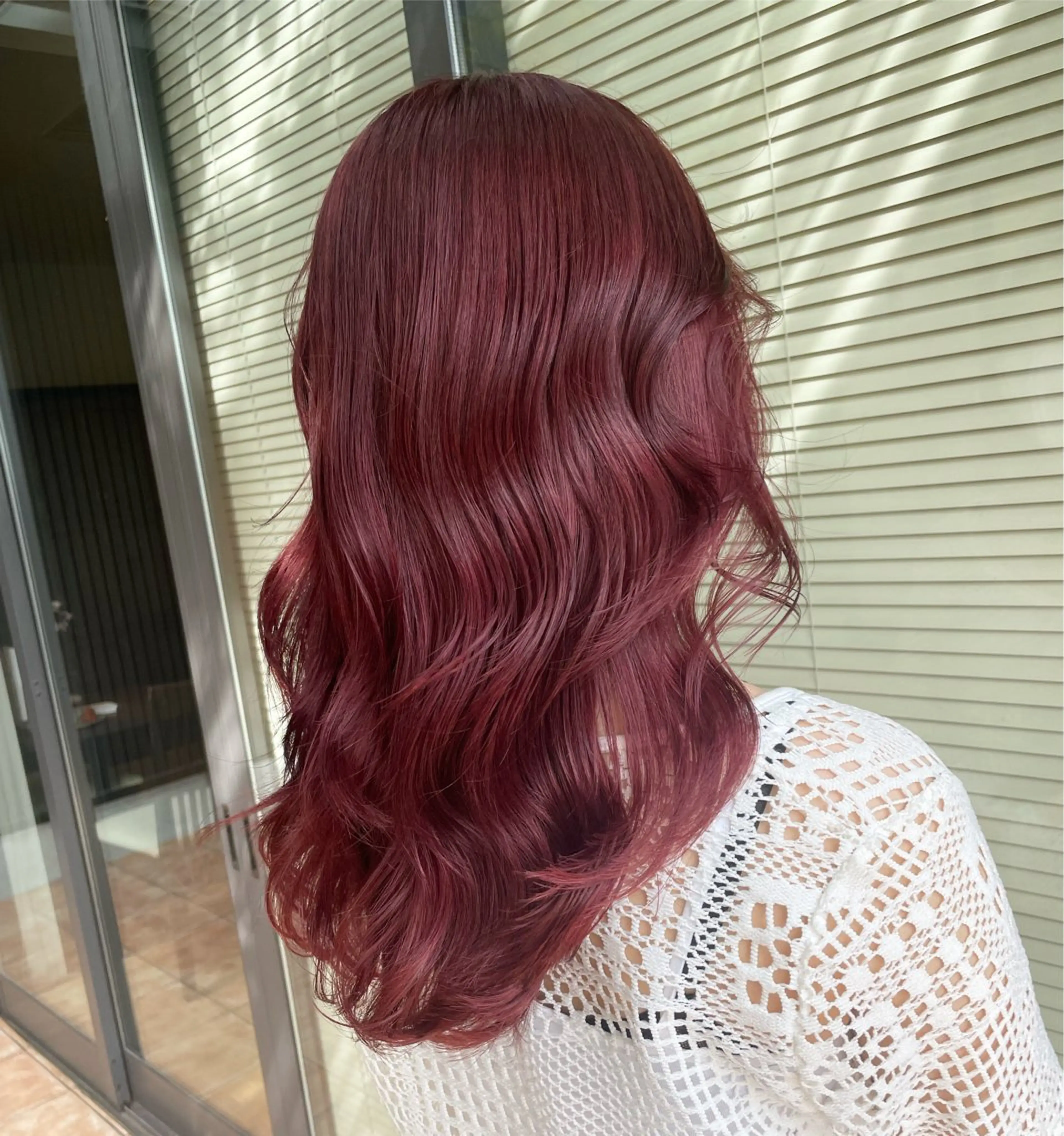 ミディアム カラー バレイヤージュ イヤリングカラー グラデーションカラー ハイライトカラー ハイトーンカラー ブリーチ👩‍🦳/ ‪✂︎MANAMIのヘアスタイル