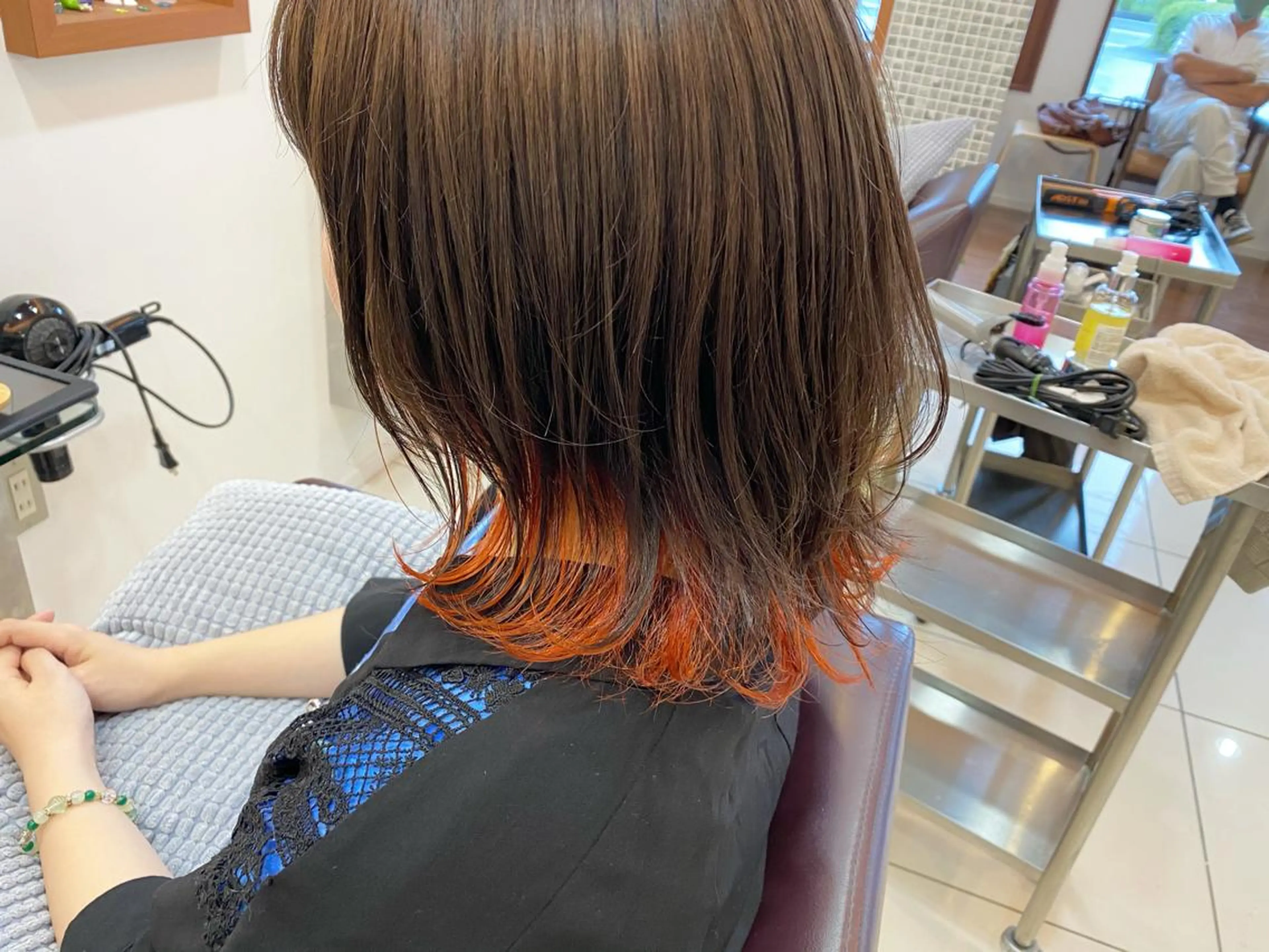 ミディアム カラー インナーカラー ウルフカット カット ヘアカラー トリートメント 鈴木 翔梧のヘアスタイル