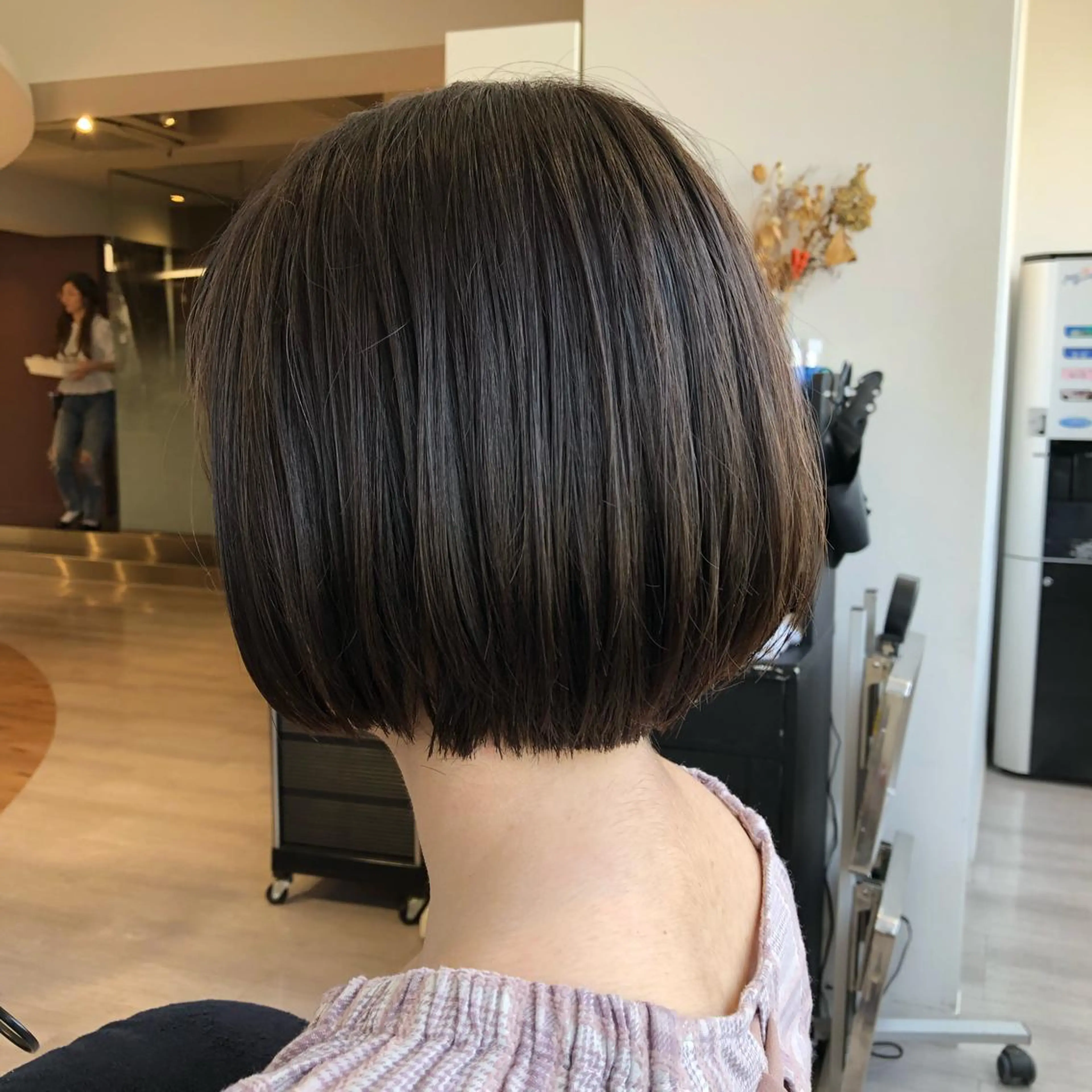 ショート カラー 金子 富士のヘアスタイル