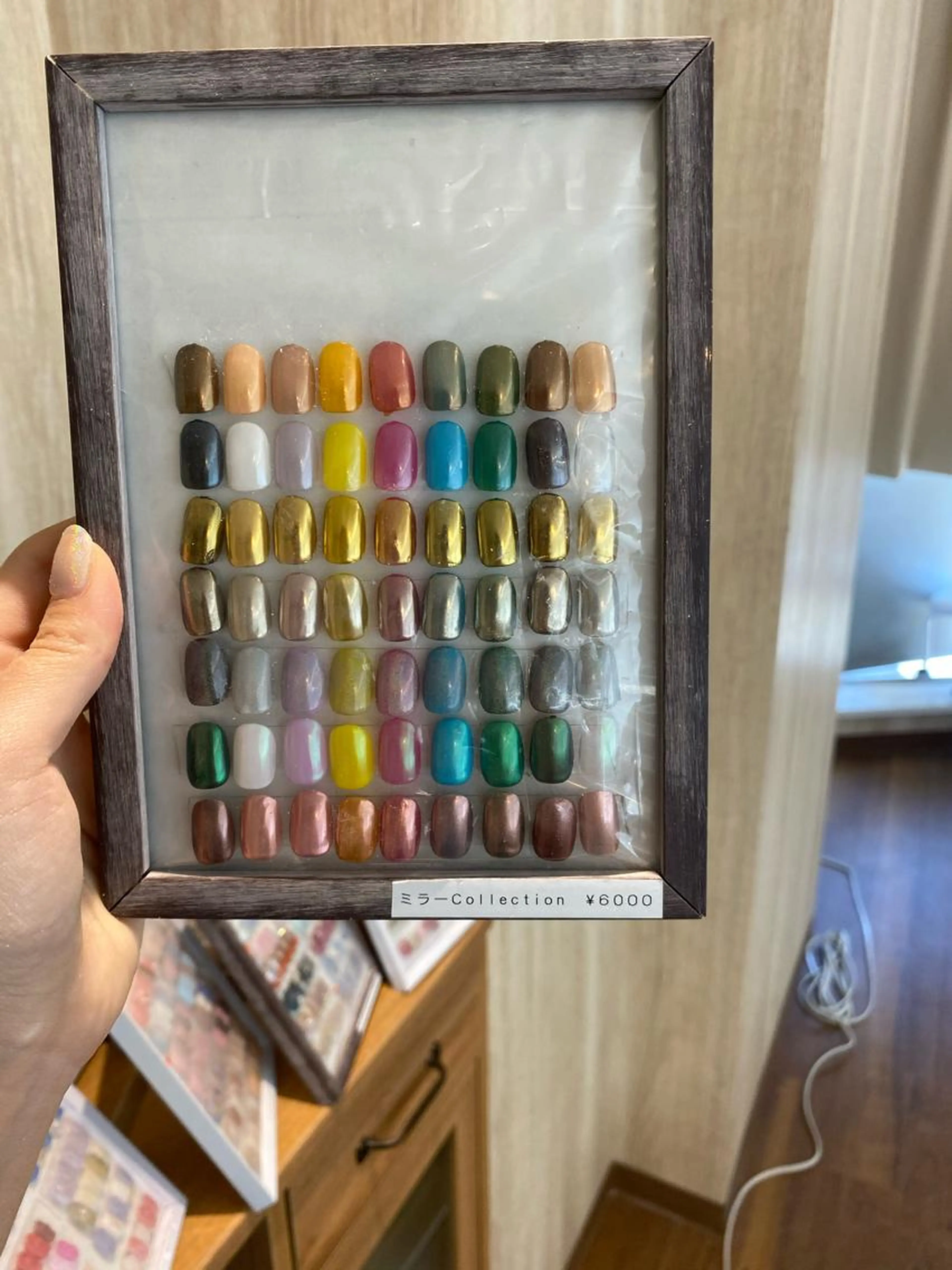 12時以降予約可！フットオフなしミラーネイルの写真