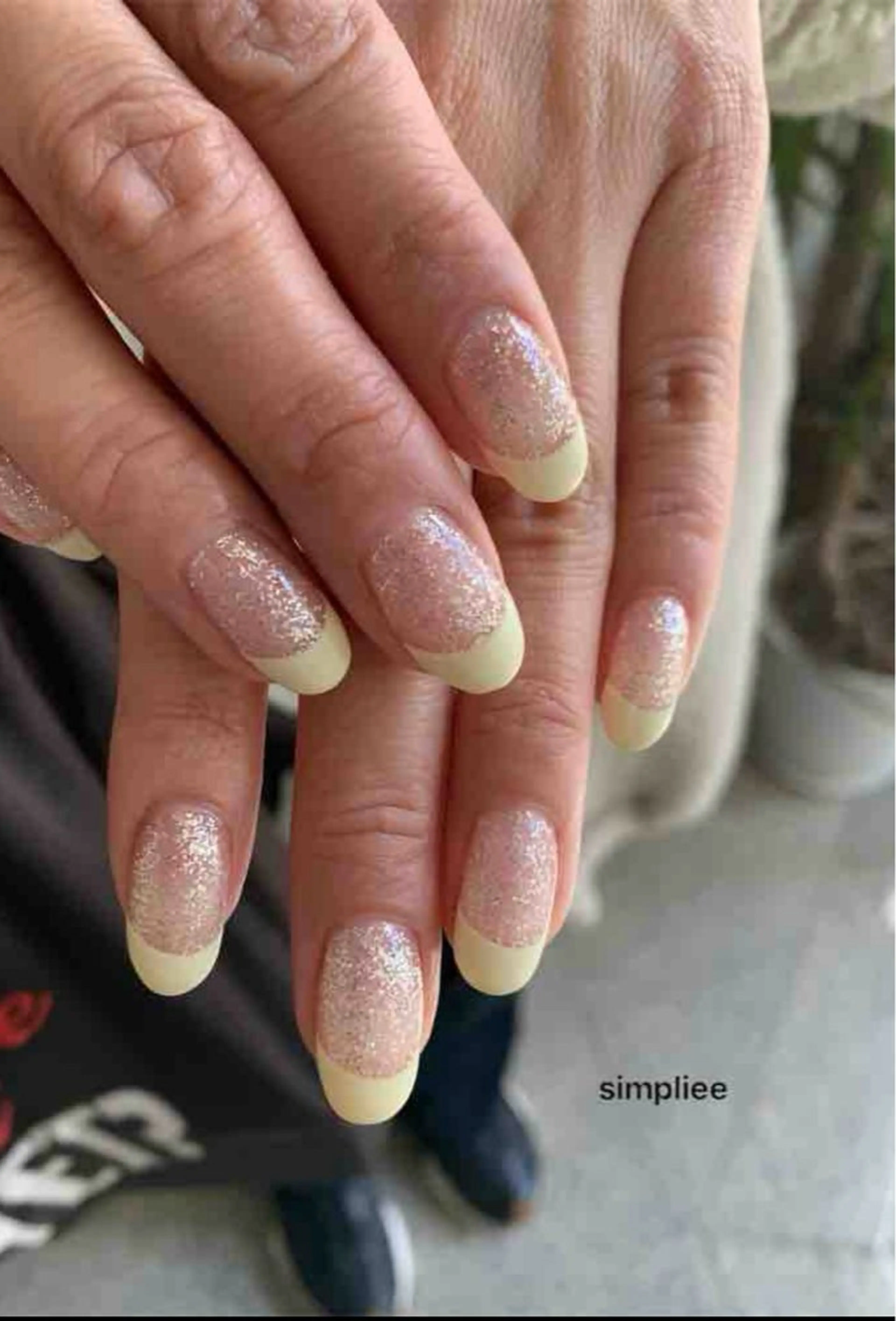 セミロング ハンドネイル simpliee Annaのネイルデザイン
