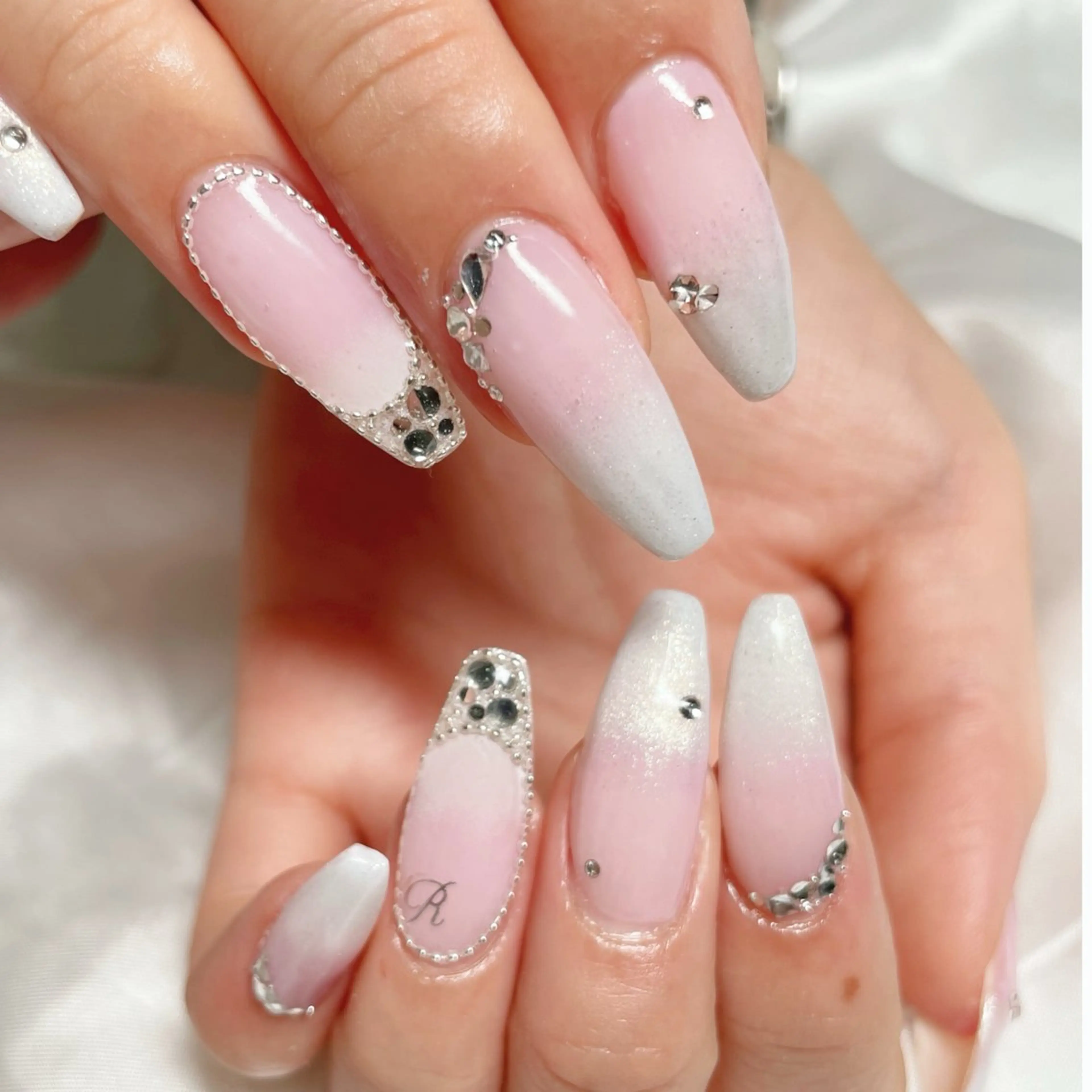 ネイル おで@ oderi_nailのネイルデザイン