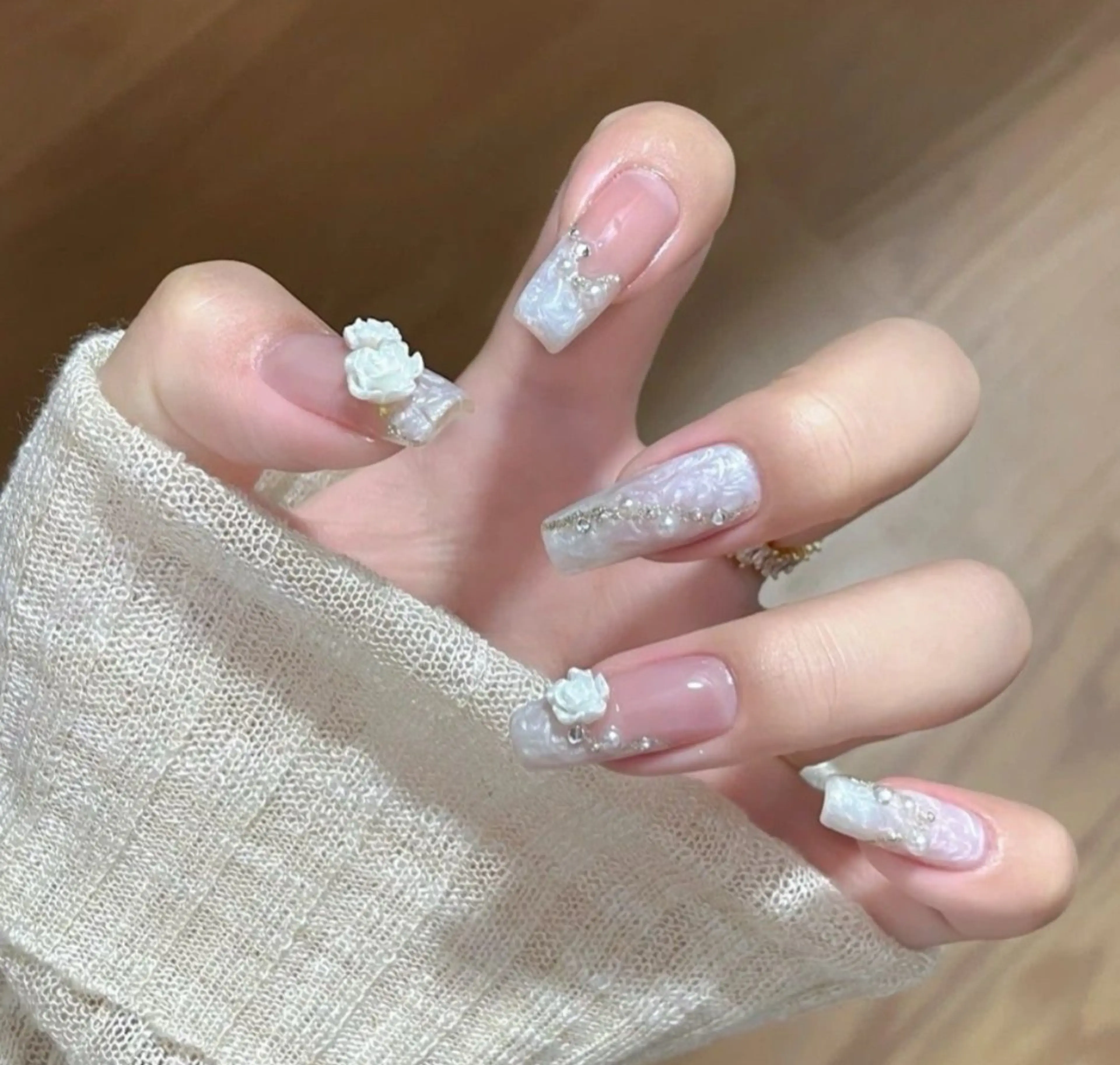 ネイル チークネイル フットネイル フレンチネイル グラデーション 韓国ネイル ハンドネイル Ribbonnail salonのネイルデザイン