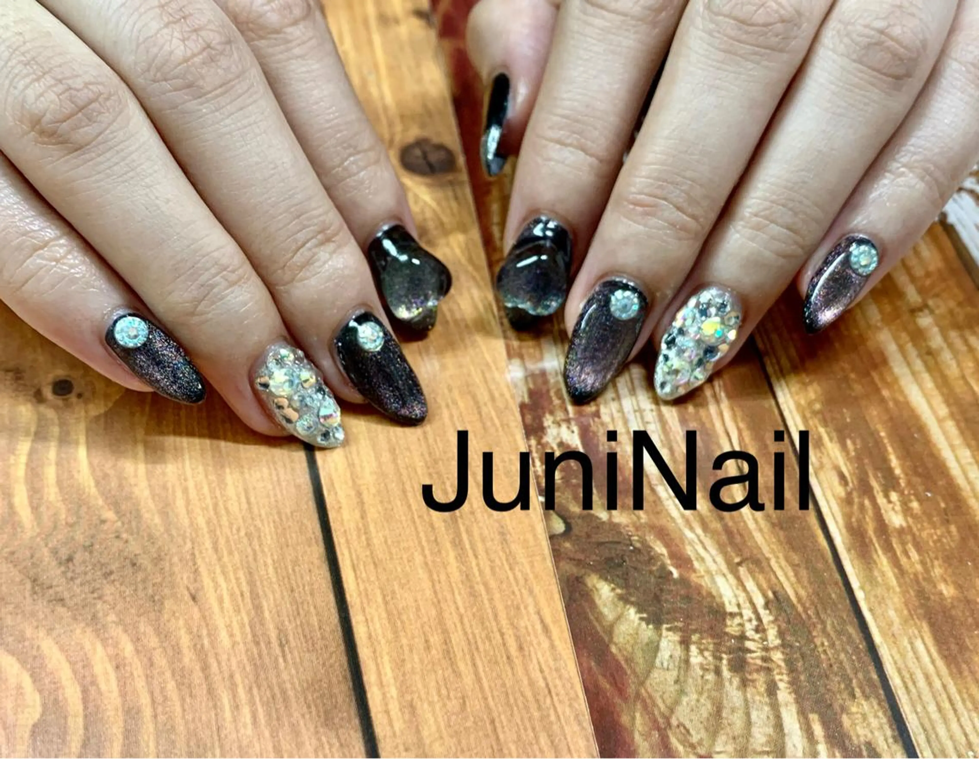 ネイル ハンドネイル JuniNail 주니네일🇰🇷suのネイルデザイン