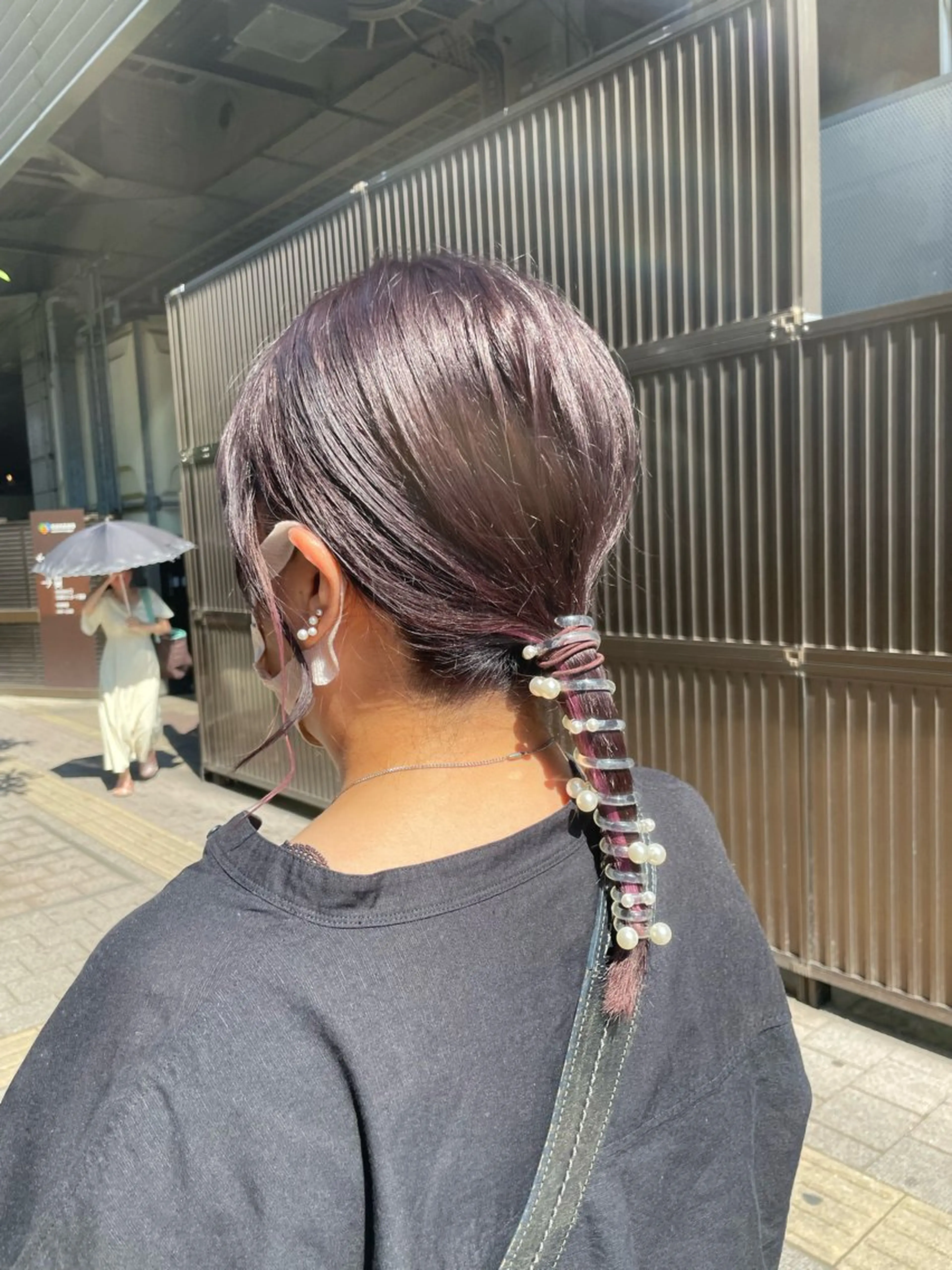 ミディアム カラー ヘアアレンジ イヤリングカラー みうら さらのヘアスタイル